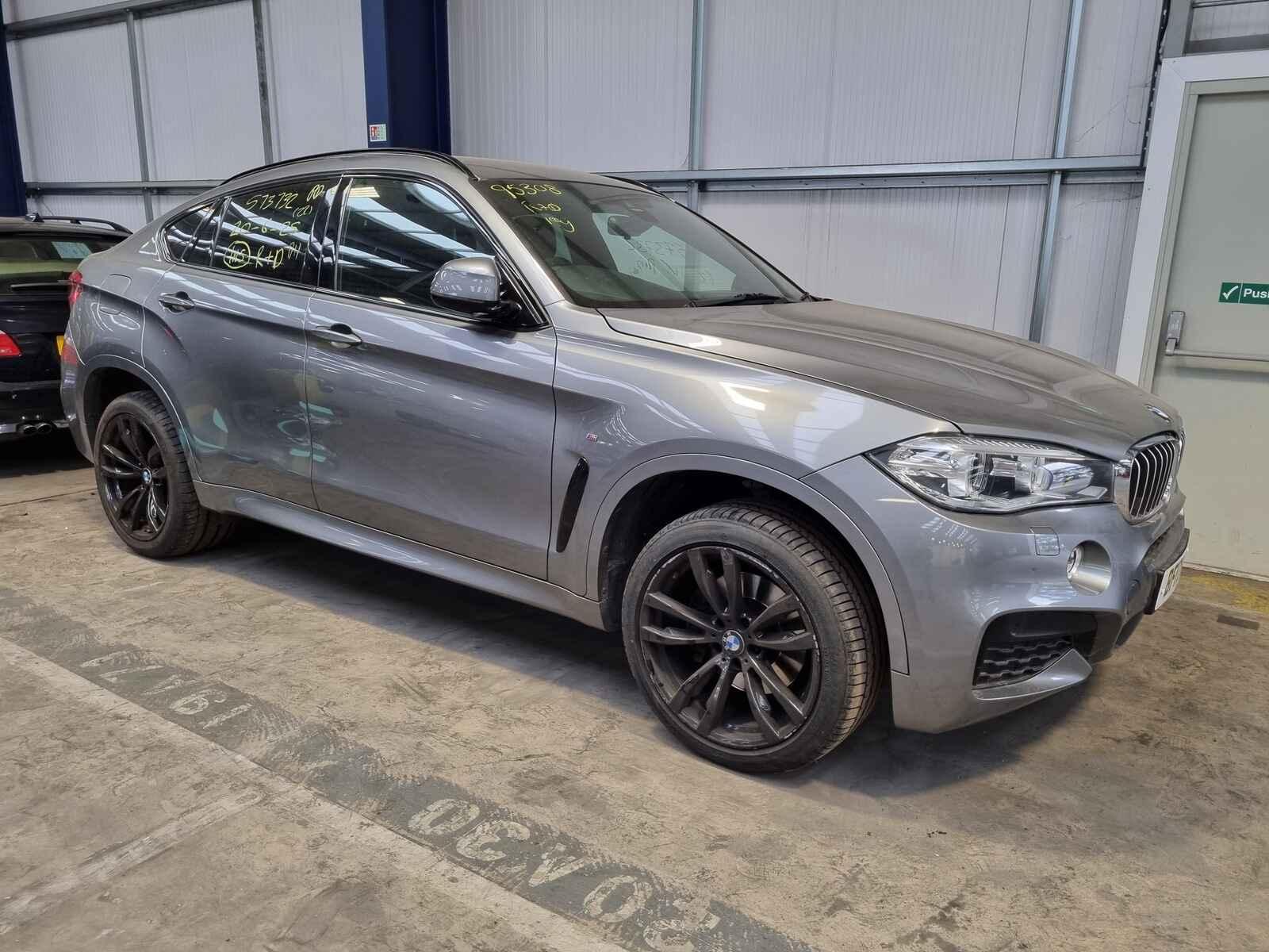 Image for a Bmw X6 2017 4 Door Coupe Breaking