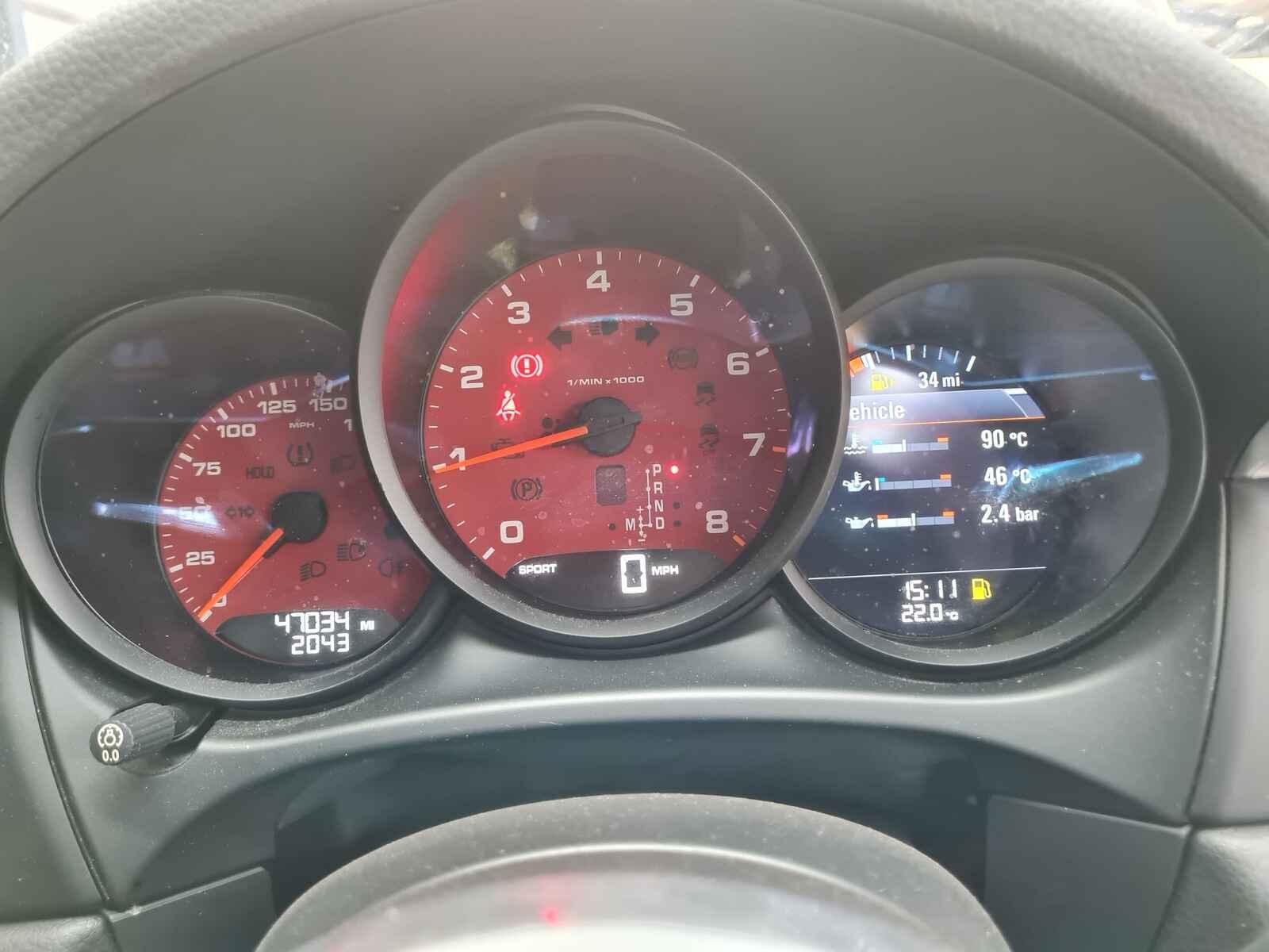 Porsche Macan 2016 5 Door Estate Breaking View Auto part Porsche Macan 2016 5 Door Estate Breaking