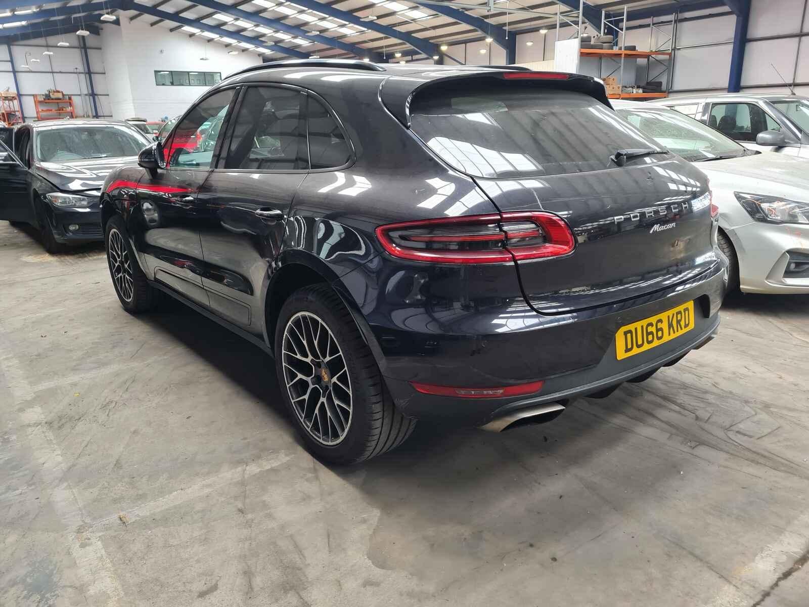 Porsche Macan 2016 5 Door Estate Breaking View Auto part Porsche Macan 2016 5 Door Estate Breaking
