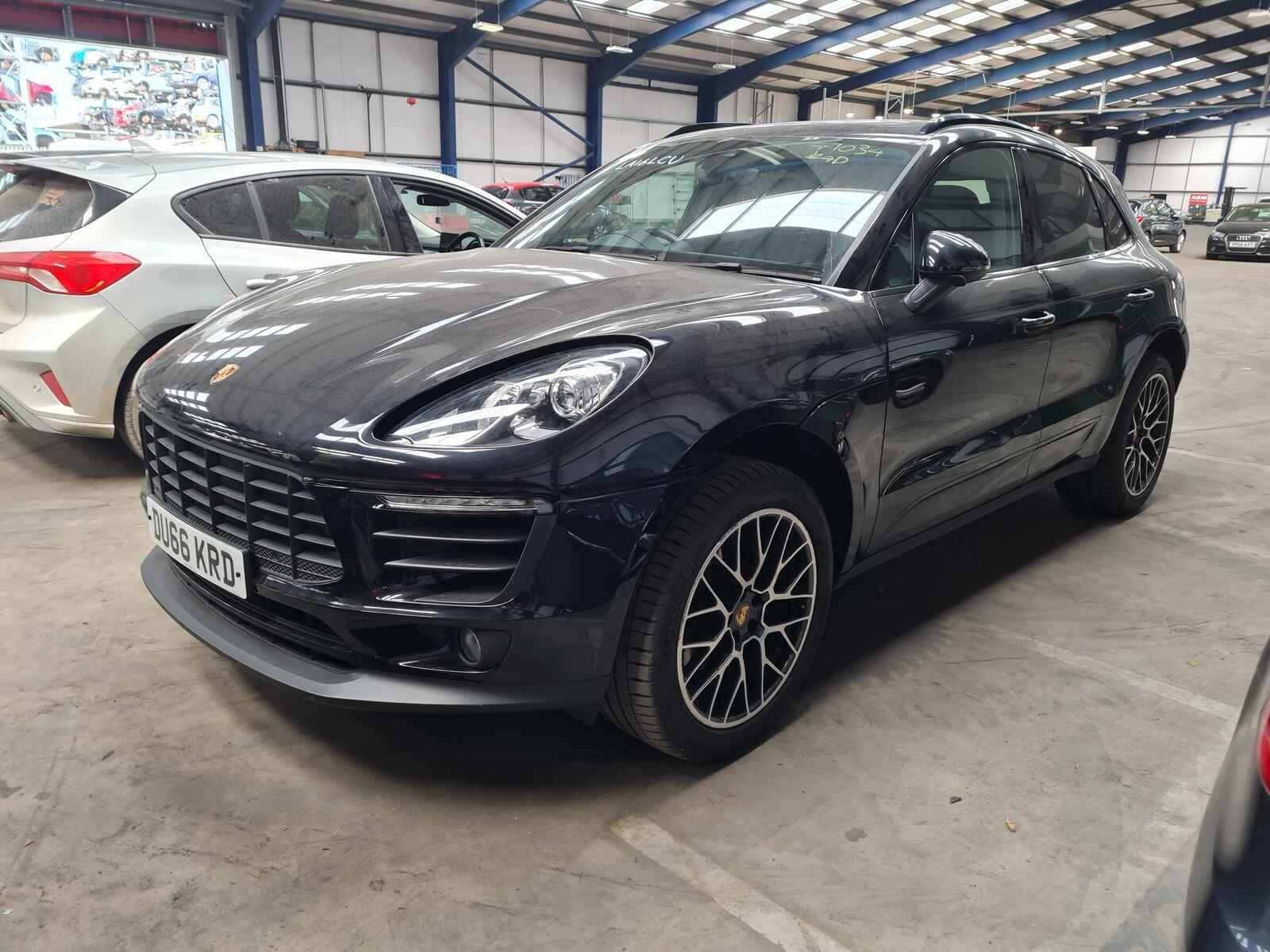 Porsche Macan 2016 5 Door Estate Breaking View Auto part Porsche Macan 2016 5 Door Estate Breaking