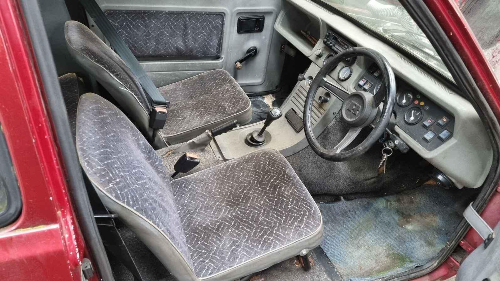 Reliant Robin 1998 Unknown Unknown Breaking View Auto part Reliant Robin 1998 Unknown Unknown Breaking