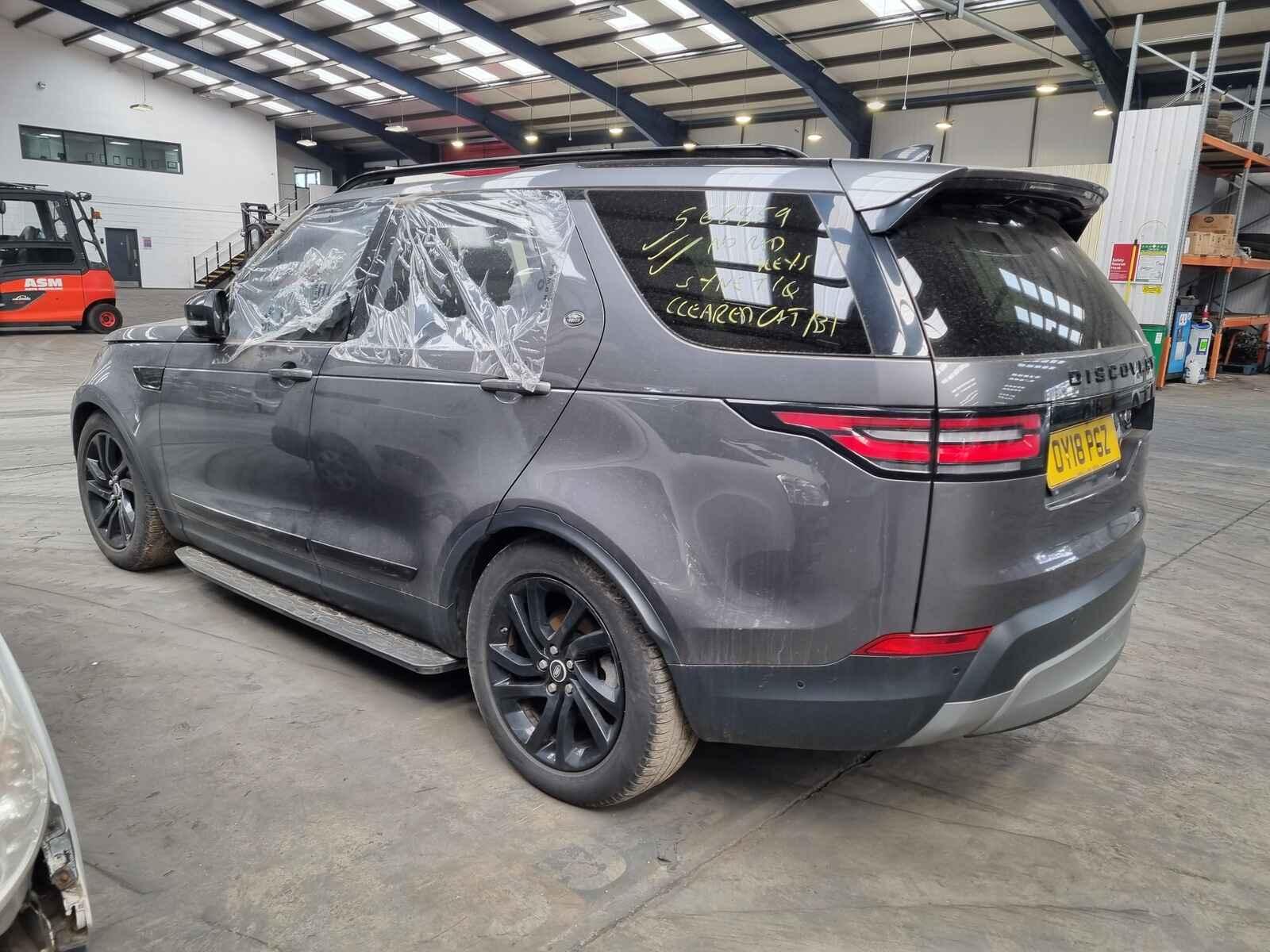 Land Rover Discovery 2018 5 Door Estate Breaking View Auto part Land Rover Discovery 2018 5 Door Estate Breaking