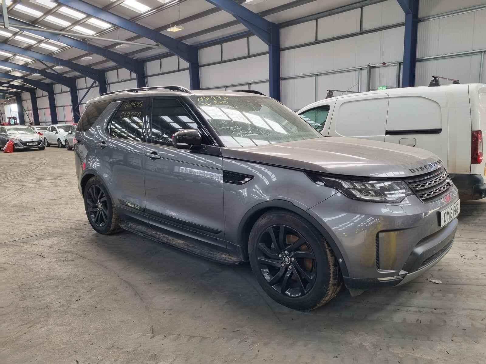 Image for a Land Rover Discovery 2018 5 Door Estate Breaking