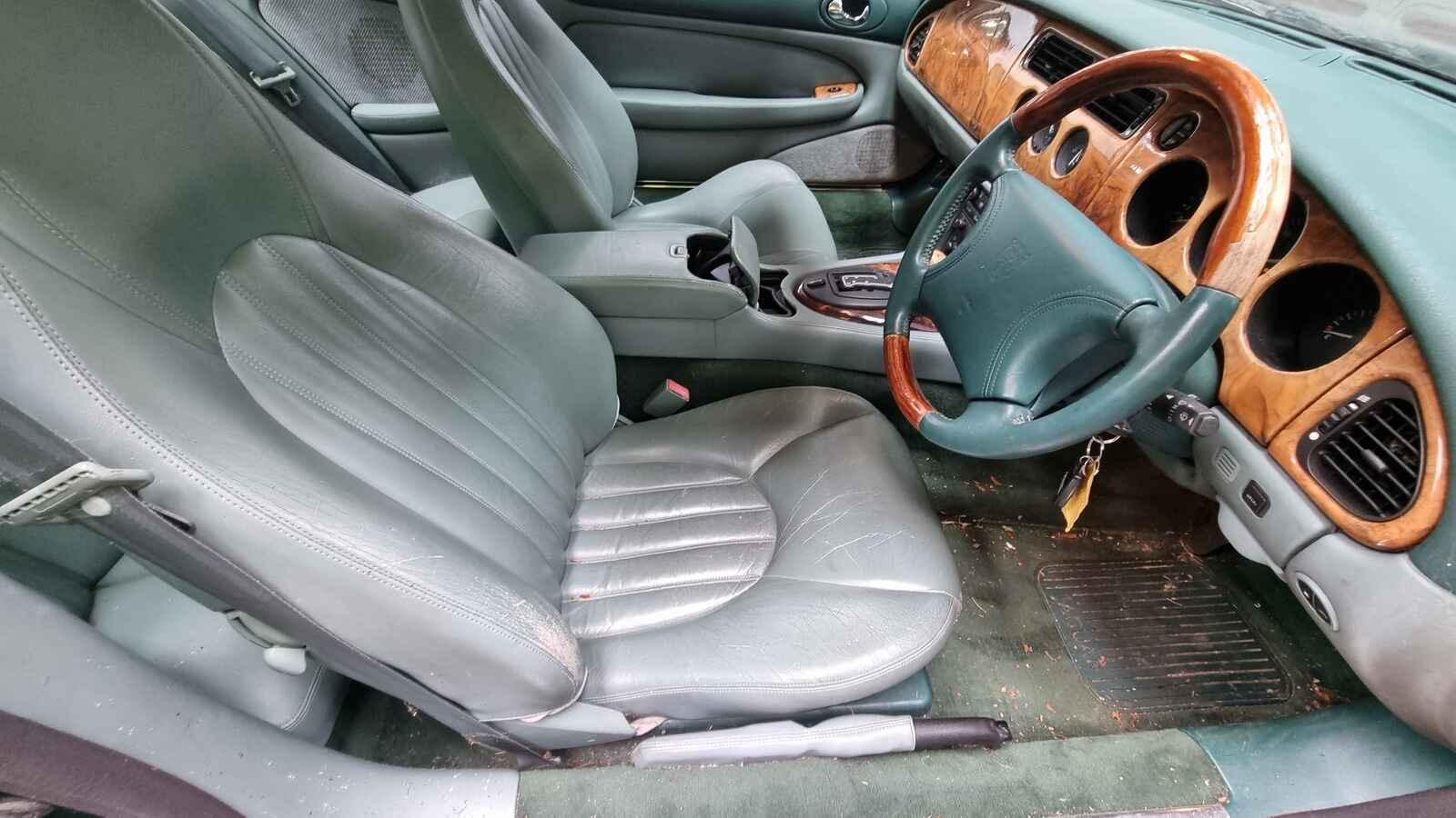 Jaguar Xk8 1996 2 Door Coupe Breaking View Auto part Jaguar Xk8 1996 2 Door Coupe Breaking