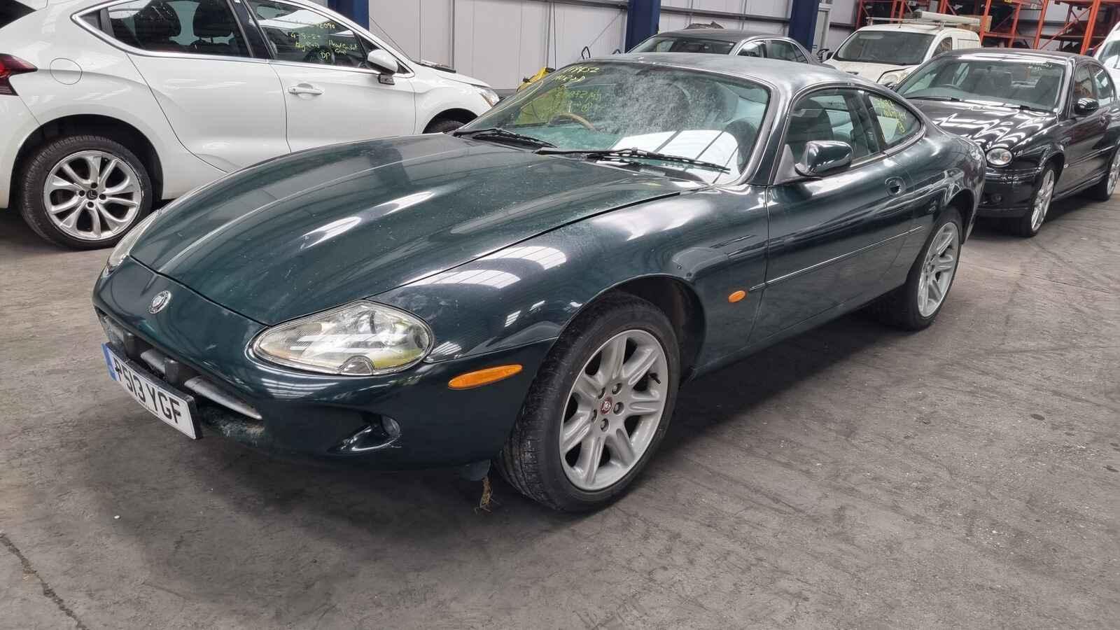 Jaguar Xk8 1996 2 Door Coupe Breaking View Auto part Jaguar Xk8 1996 2 Door Coupe Breaking