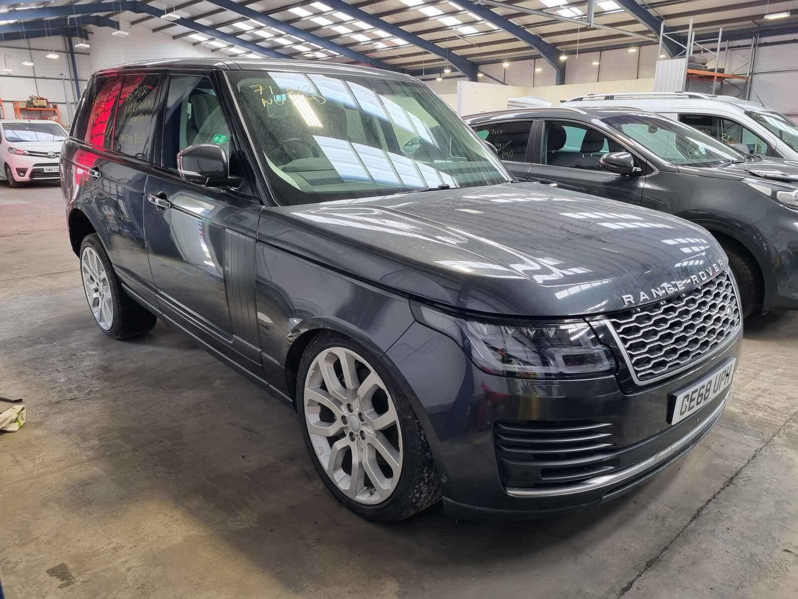 Image for a Land Rover Range Rover 2018 5 Door Estate Breaking