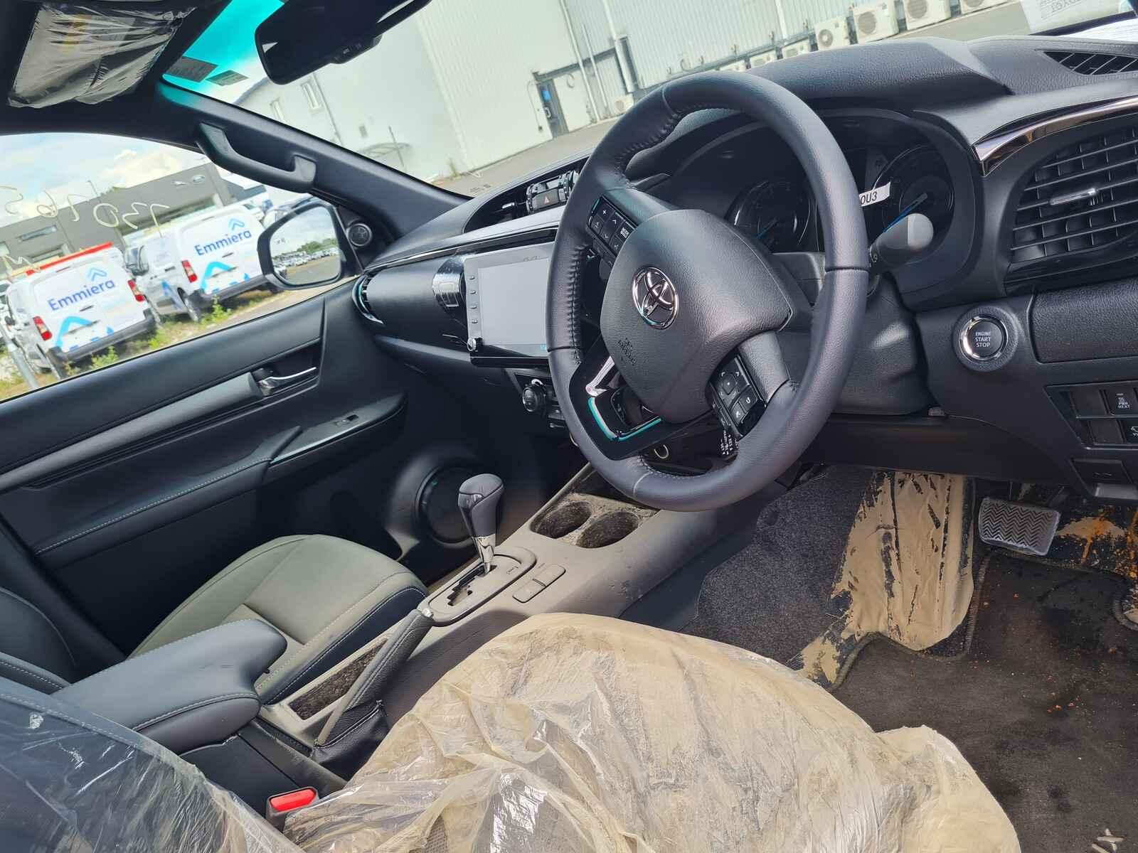 Toyota Hilux 2024 Unknown Pickup Breaking View Auto part Toyota Hilux 2024 Unknown Pickup Breaking