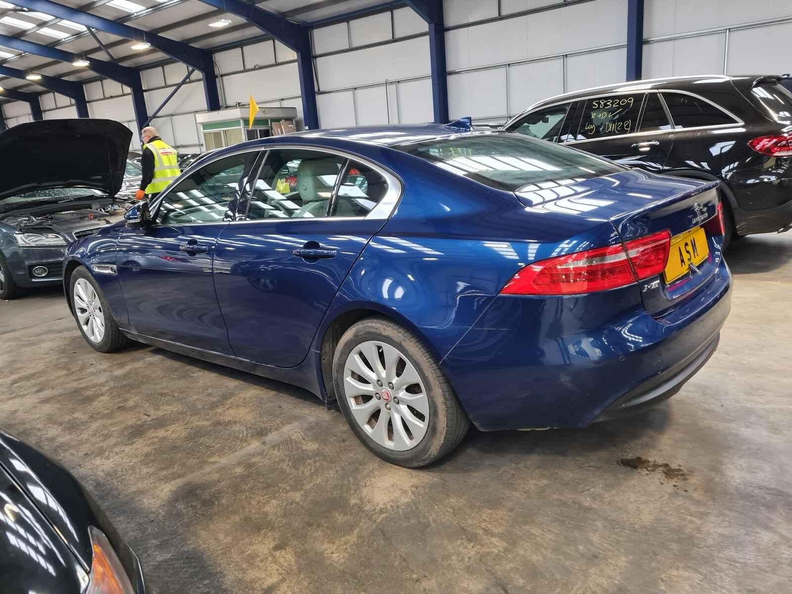 Jaguar Xe 2015 4 Door Saloon Breaking View Auto part Jaguar Xe 2015 4 Door Saloon Breaking