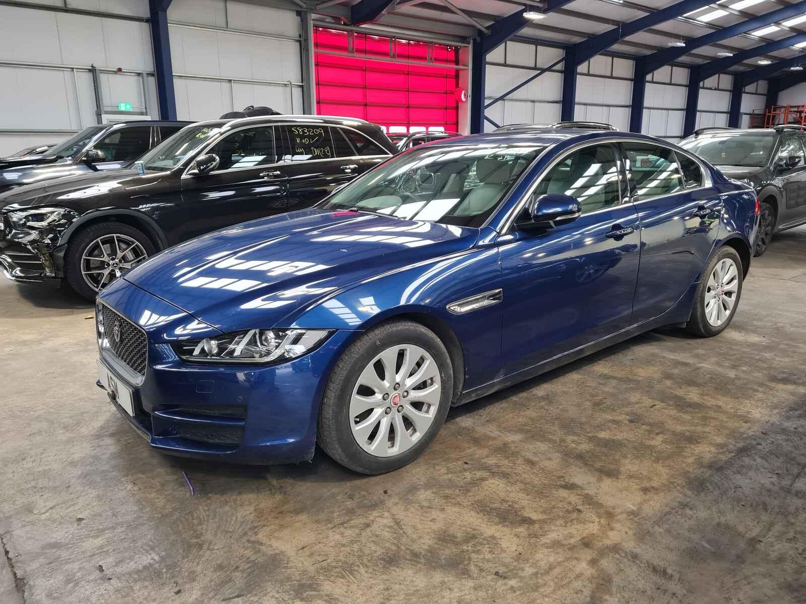 Jaguar Xe 2015 4 Door Saloon Breaking View Auto part Jaguar Xe 2015 4 Door Saloon Breaking