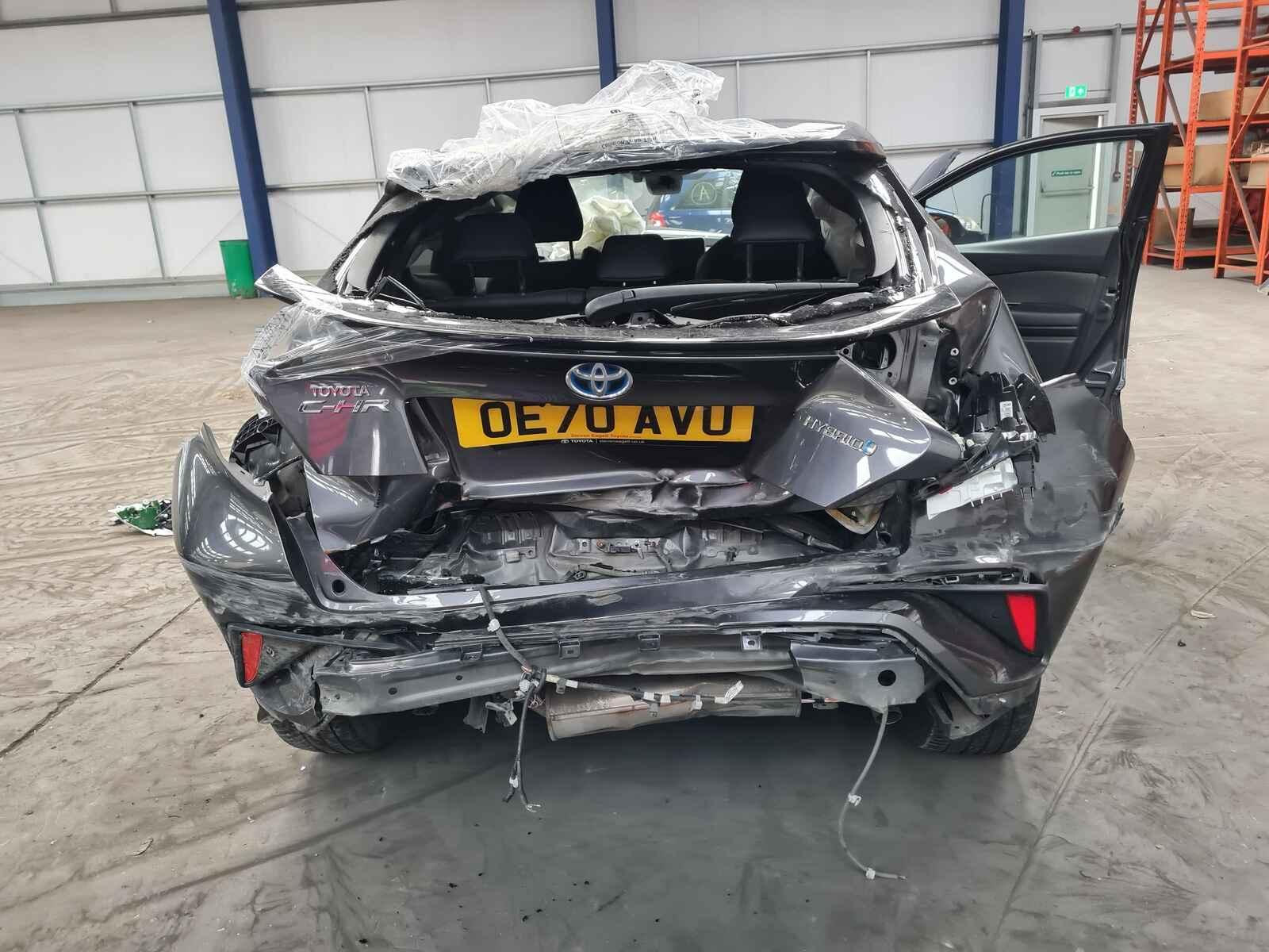 Toyota C-hr 2021 5 Door Hatchback Breaking View Auto part Toyota C-hr 2021 5 Door Hatchback Breaking