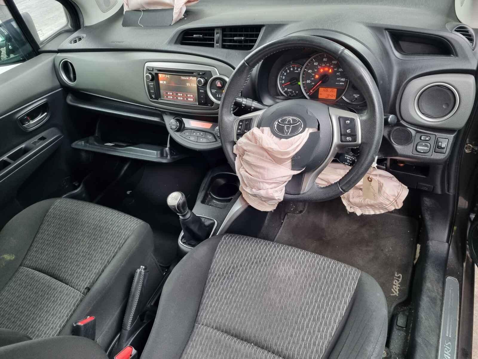 Toyota Yaris 2014 5 Door Hatchback Breaking View Auto part Toyota Yaris 2014 5 Door Hatchback Breaking