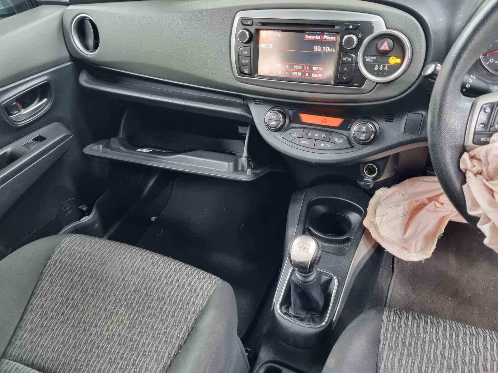 Toyota Yaris 2014 5 Door Hatchback Breaking View Auto part Toyota Yaris 2014 5 Door Hatchback Breaking