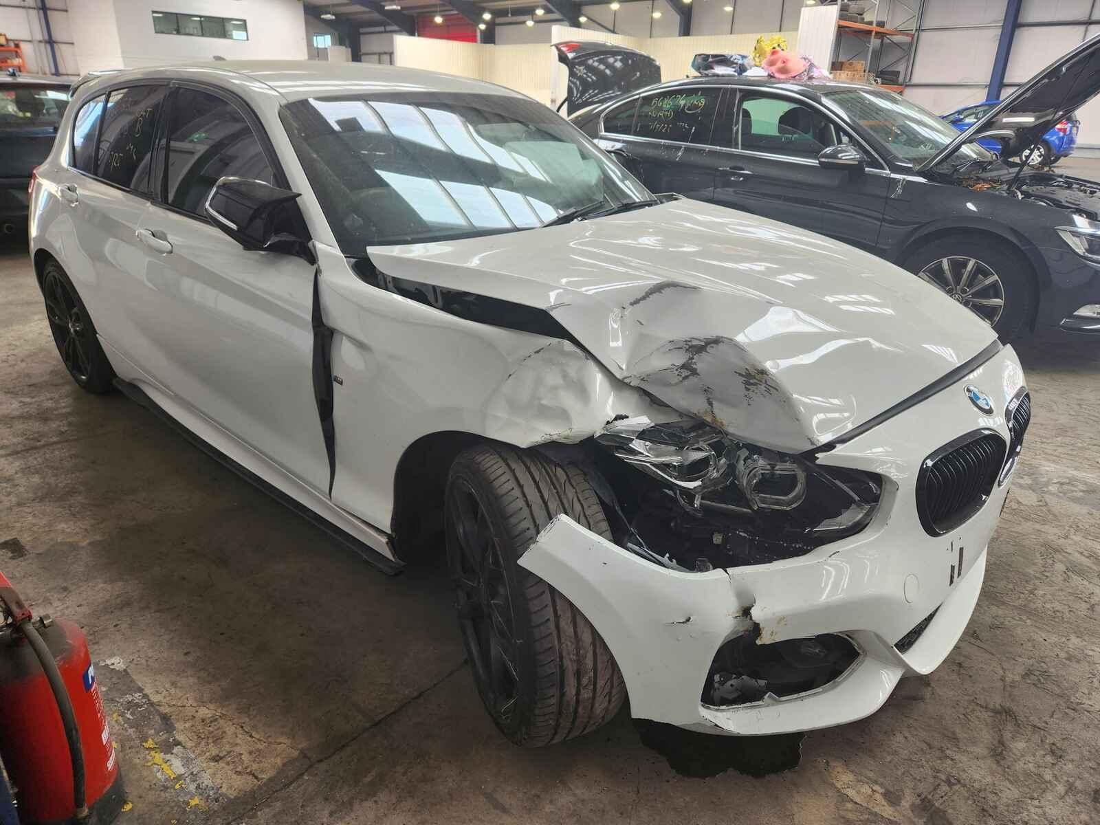 Image for a Bmw 1 Series 2017 5 Door Hatchback Breaking