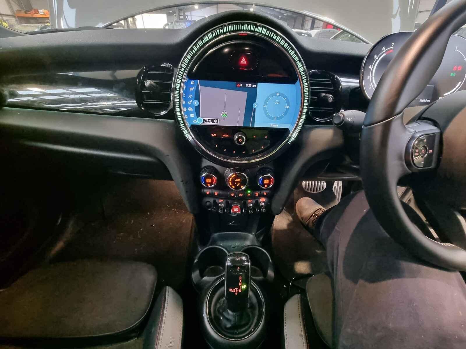 Mini (bmw) Mini 2021 5 Door Hatchback Breaking View Auto part Mini (bmw) Mini 2021 5 Door Hatchback Breaking