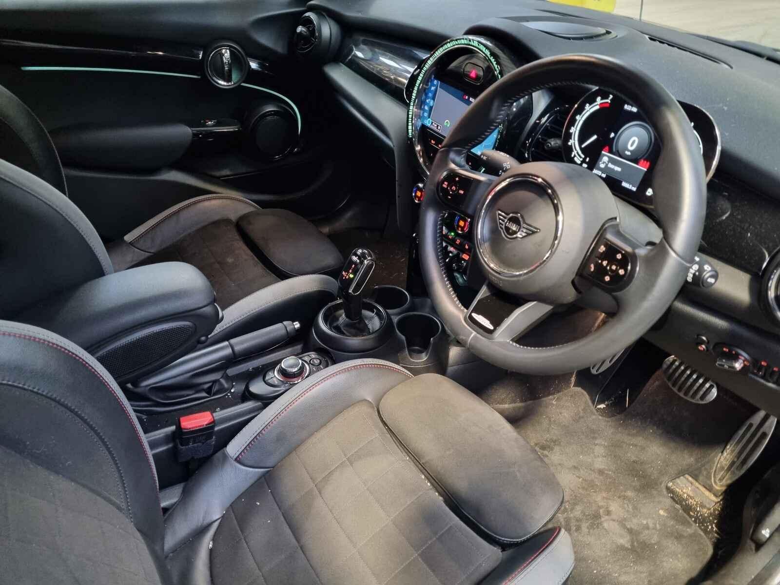 Mini (bmw) Mini 2021 5 Door Hatchback Breaking View Auto part Mini (bmw) Mini 2021 5 Door Hatchback Breaking