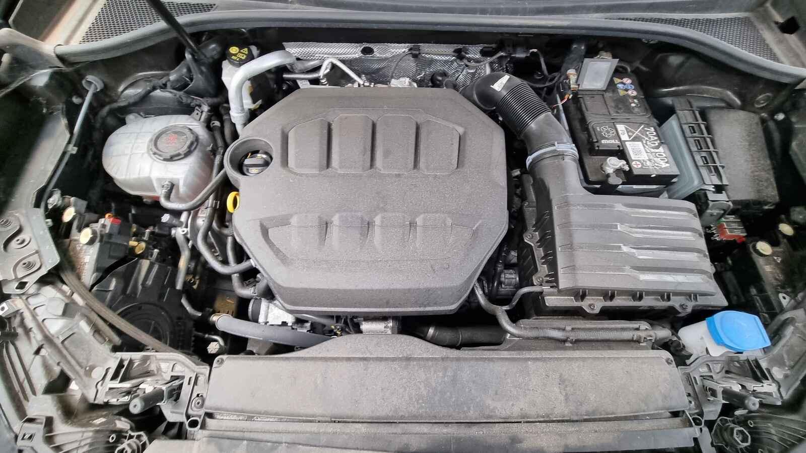 Audi Q3 2024 5 Door Estate Breaking View Auto part Audi Q3 2024 5 Door Estate Breaking