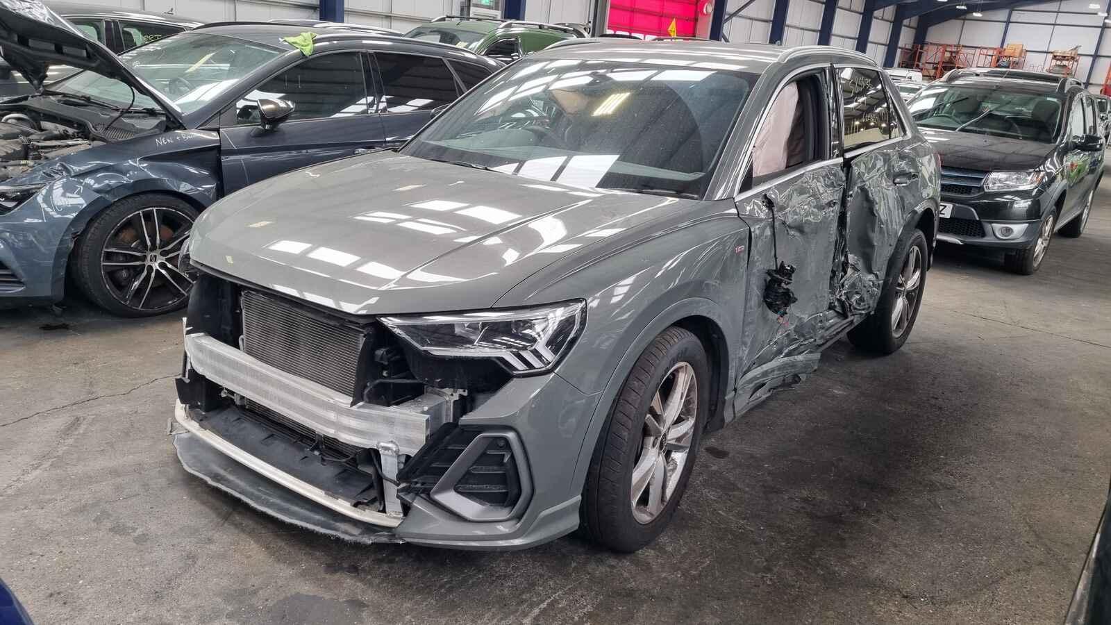 Audi Q3 2024 5 Door Estate Breaking View Auto part Audi Q3 2024 5 Door Estate Breaking