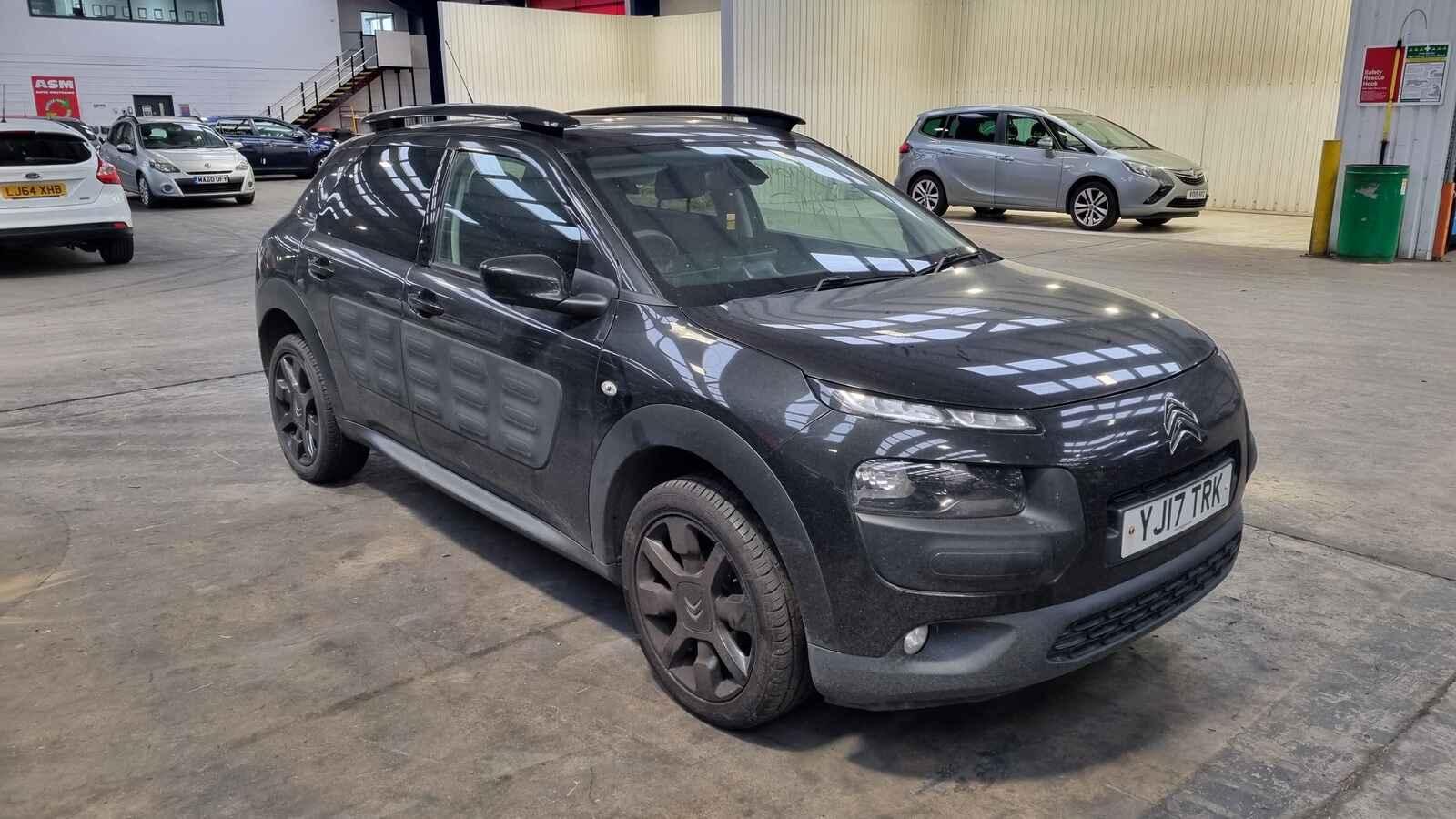 Image for a Citroen C4 Cactus 2017 5 Door Hatchback Breaking