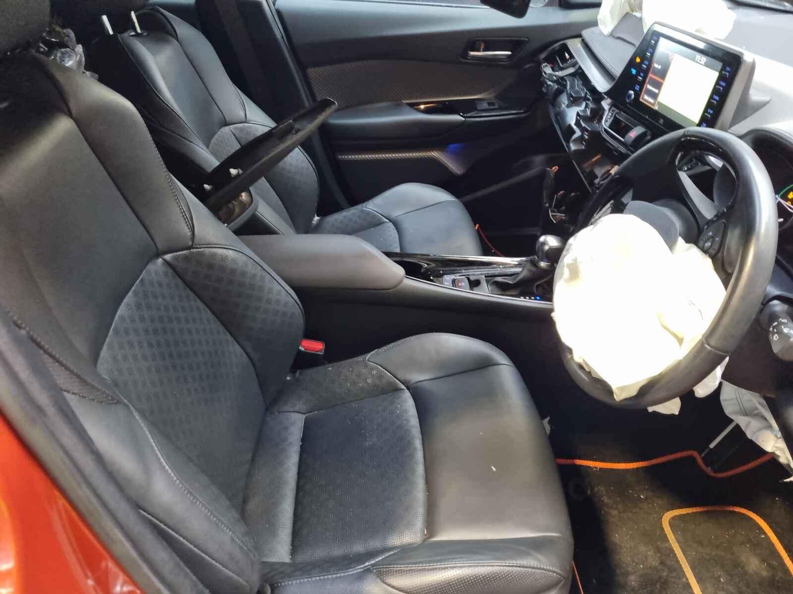 Toyota C-hr 2020 5 Door Hatchback Breaking View Auto part Toyota C-hr 2020 5 Door Hatchback Breaking