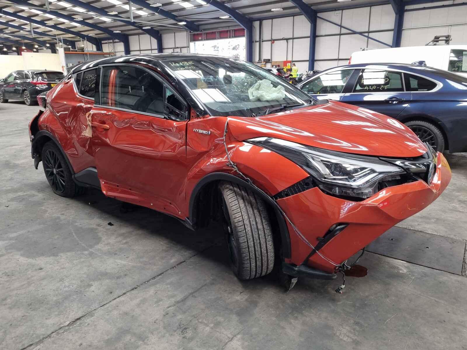 Image for a Toyota C-hr 2020 5 Door Hatchback Breaking
