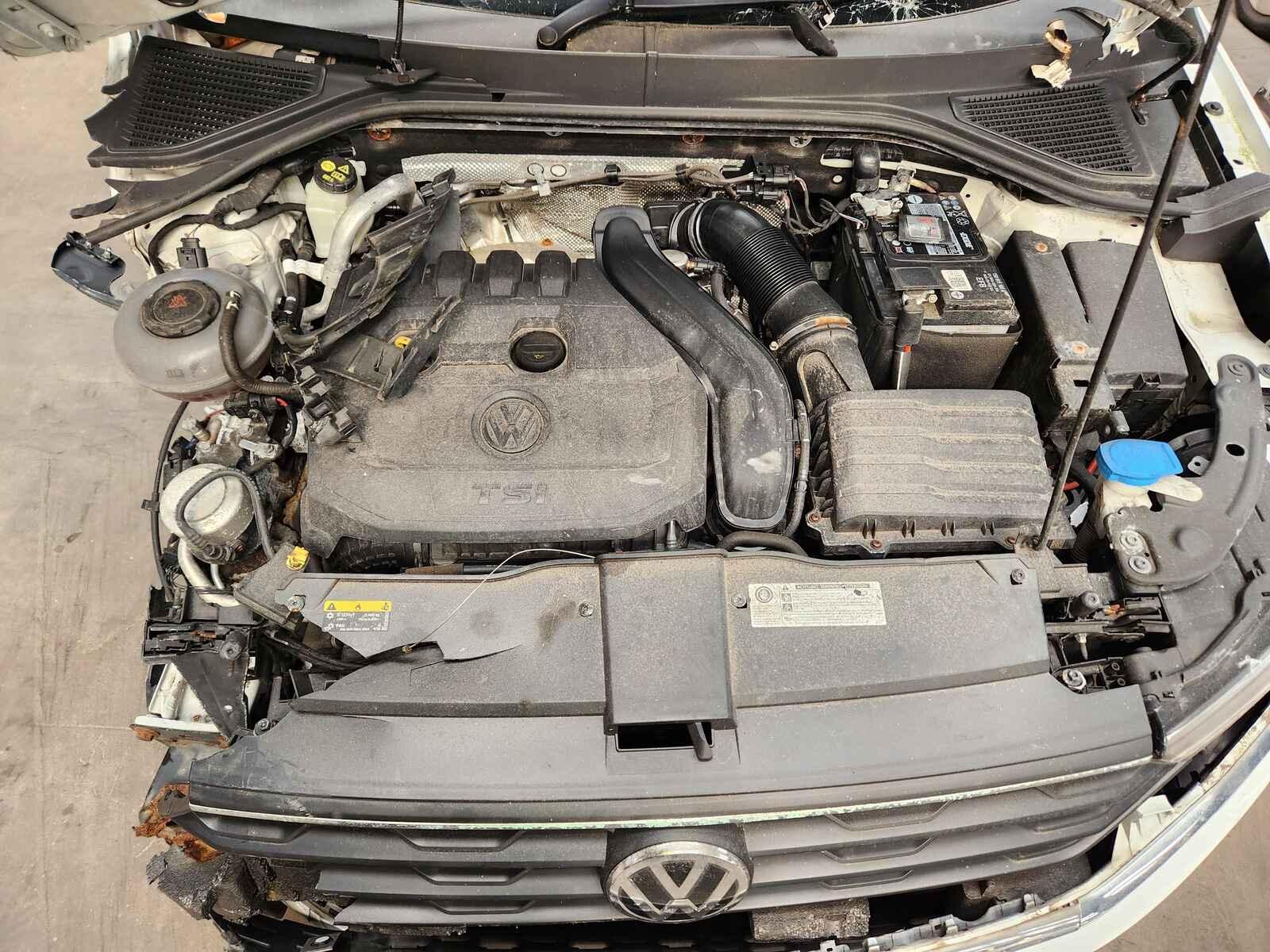 Volkswagen T-roc 2018 5 Door Hatchback Breaking View Auto part Volkswagen T-roc 2018 5 Door Hatchback Breaking