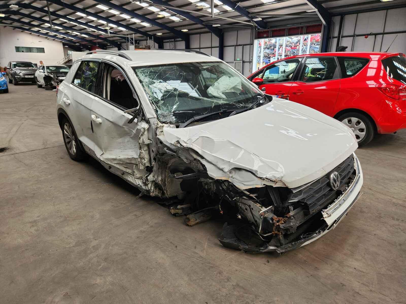 Image for a Volkswagen T-roc 2018 5 Door Hatchback Breaking