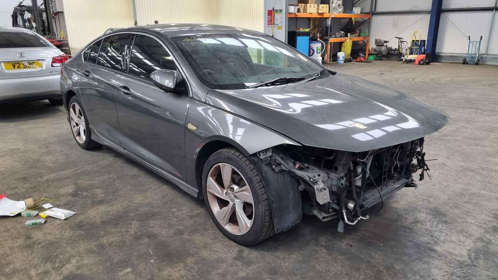 Image for a Vauxhall Insignia 2019 5 Door Hatchback Breaking