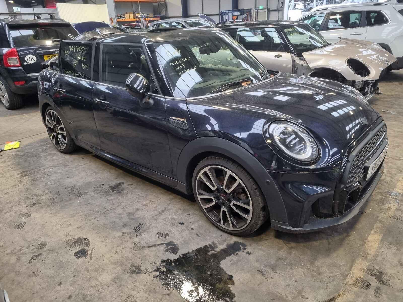 Image for a Mini (bmw) Mini 2021 5 Door Hatchback Breaking