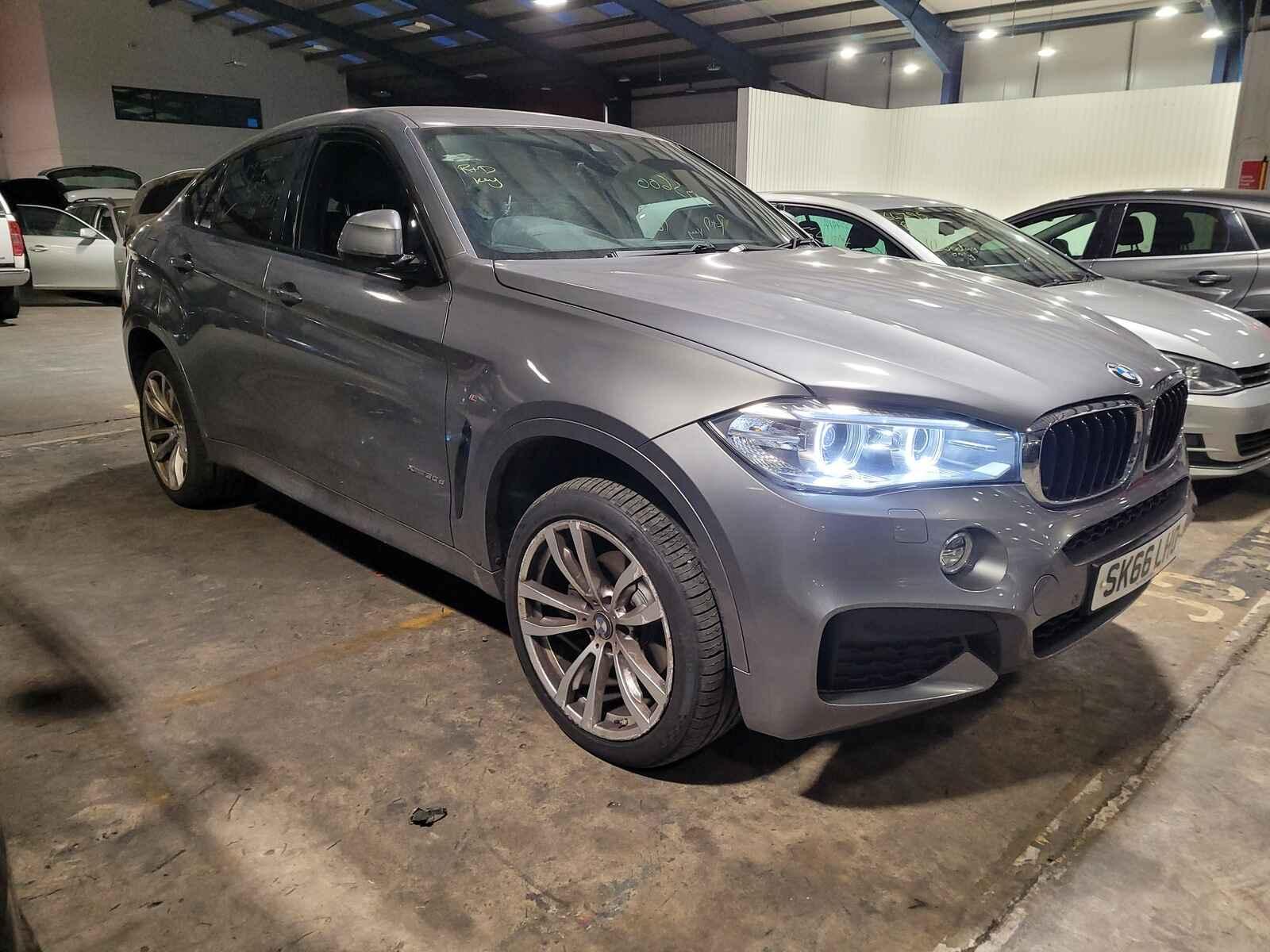 Image for a Bmw X6 2016 4 Door Coupe Breaking