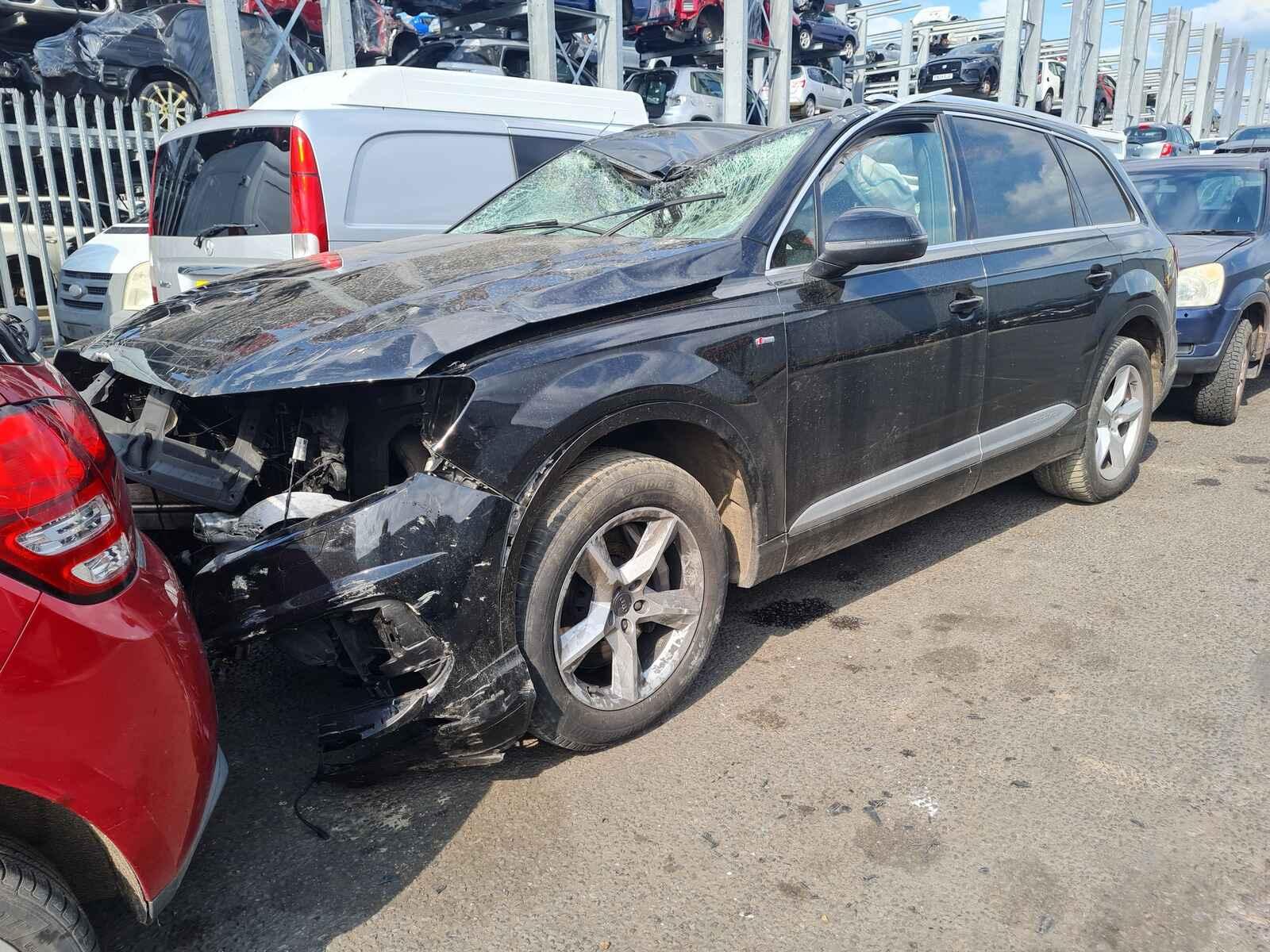 Audi Q7 2016 5 Door Estate Breaking View Auto part Audi Q7 2016 5 Door Estate Breaking