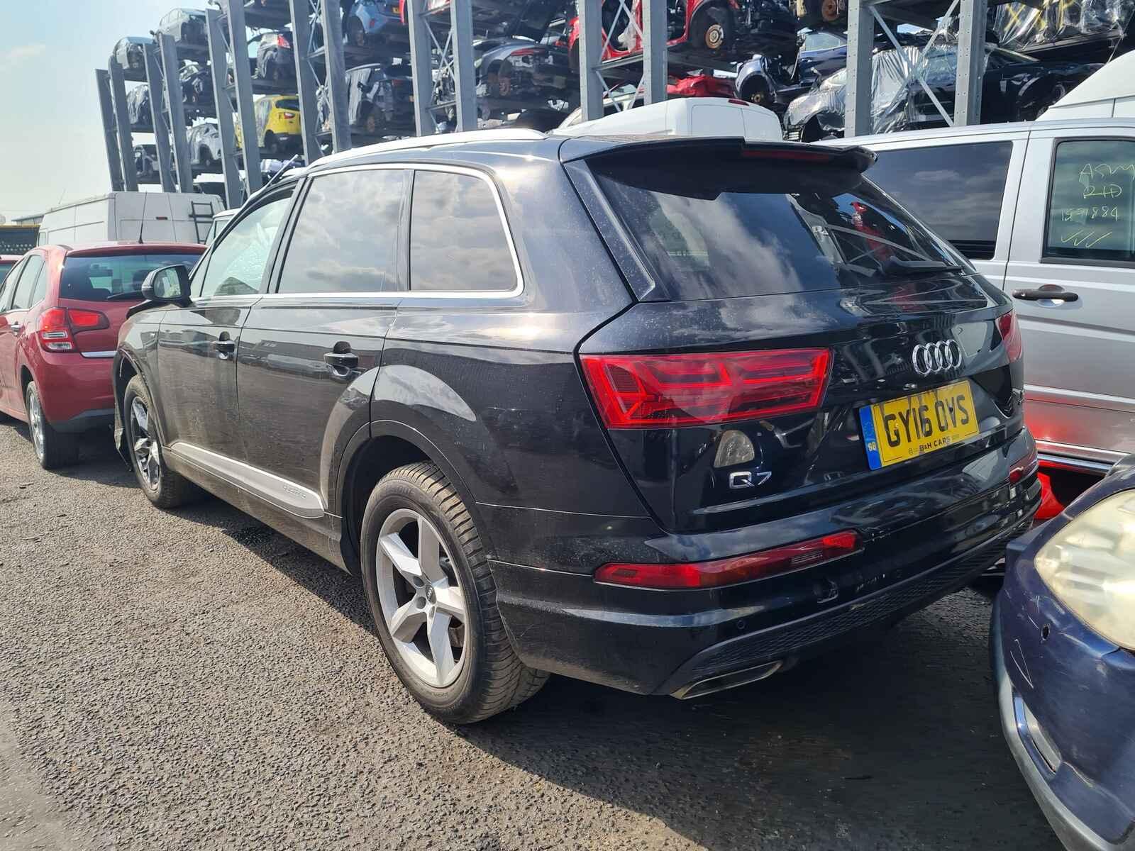 Audi Q7 2016 5 Door Estate Breaking View Auto part Audi Q7 2016 5 Door Estate Breaking