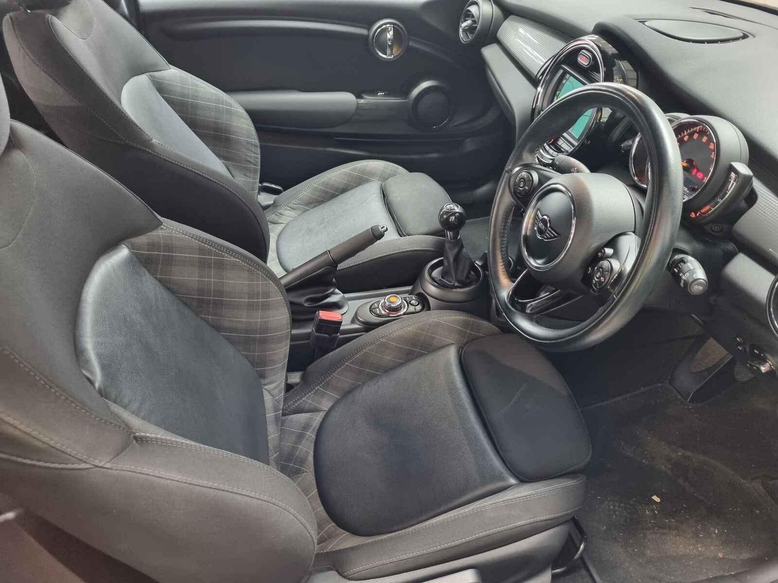 Mini (bmw) Mini 2018 3 Door Hatchback Breaking View Auto part Mini (bmw) Mini 2018 3 Door Hatchback Breaking