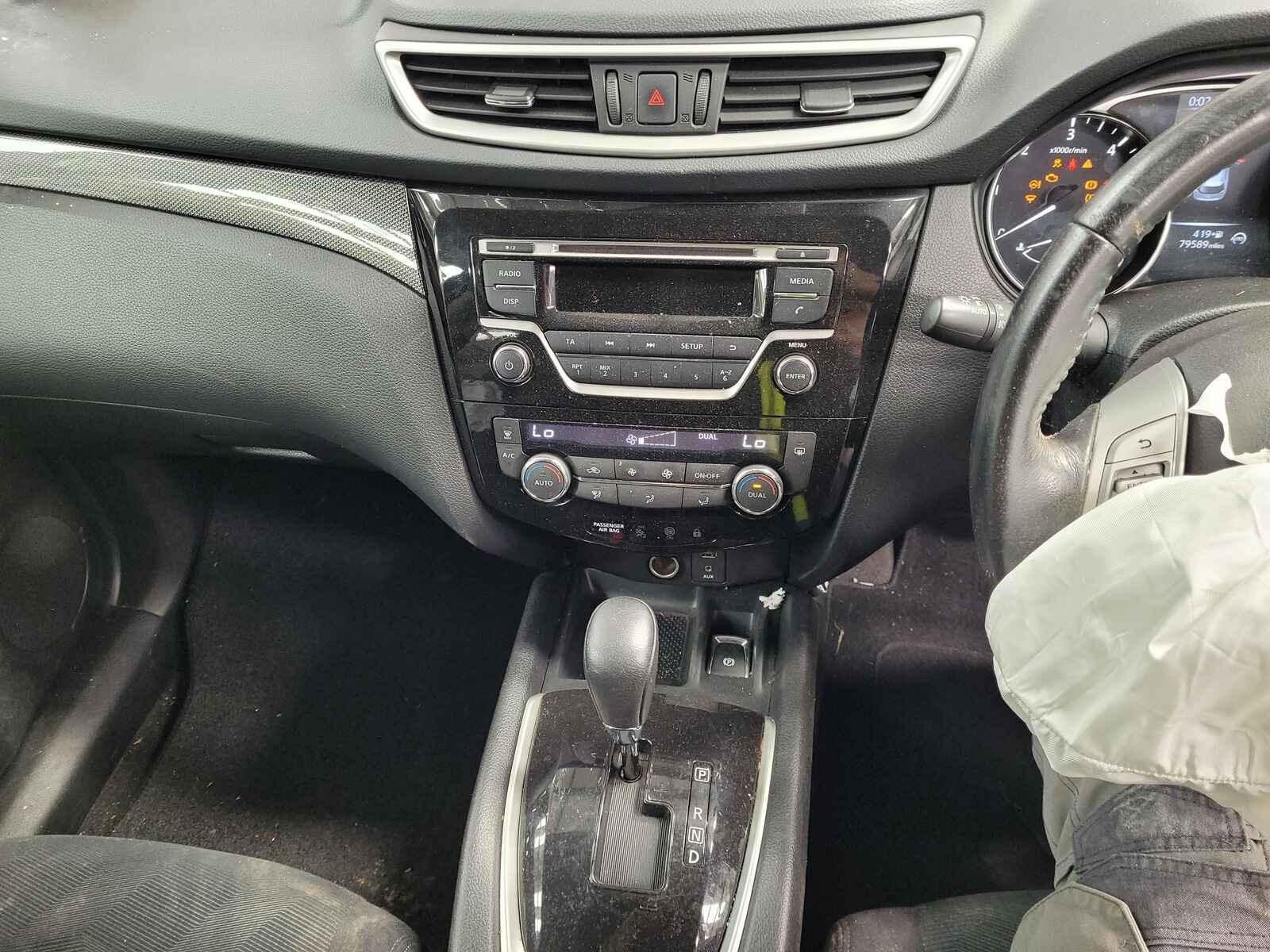 View Auto part Nissan X Trail 2016 5 Door Estate Breaking