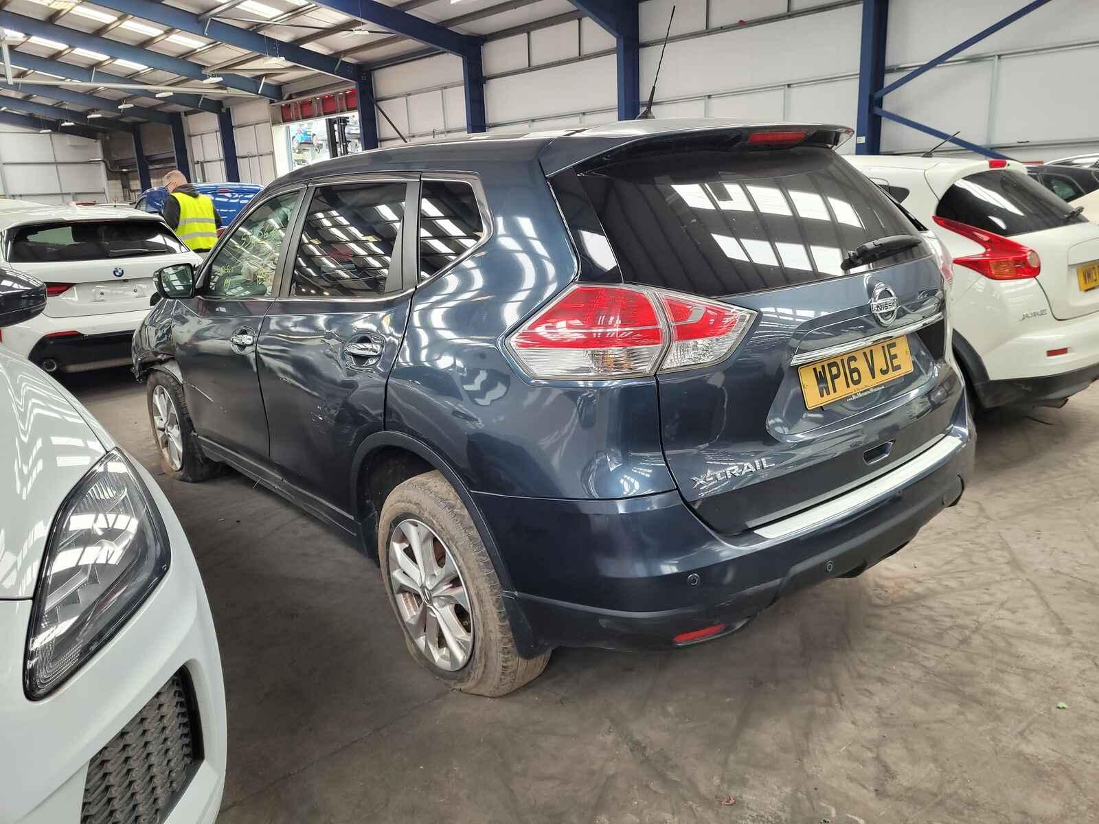 View Auto part Nissan X Trail 2016 5 Door Estate Breaking