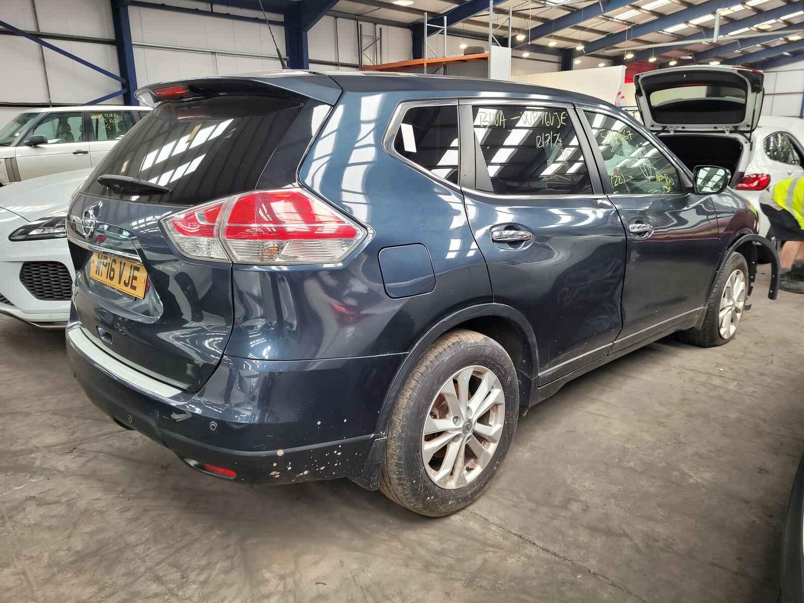 View Auto part Nissan X Trail 2016 5 Door Estate Breaking