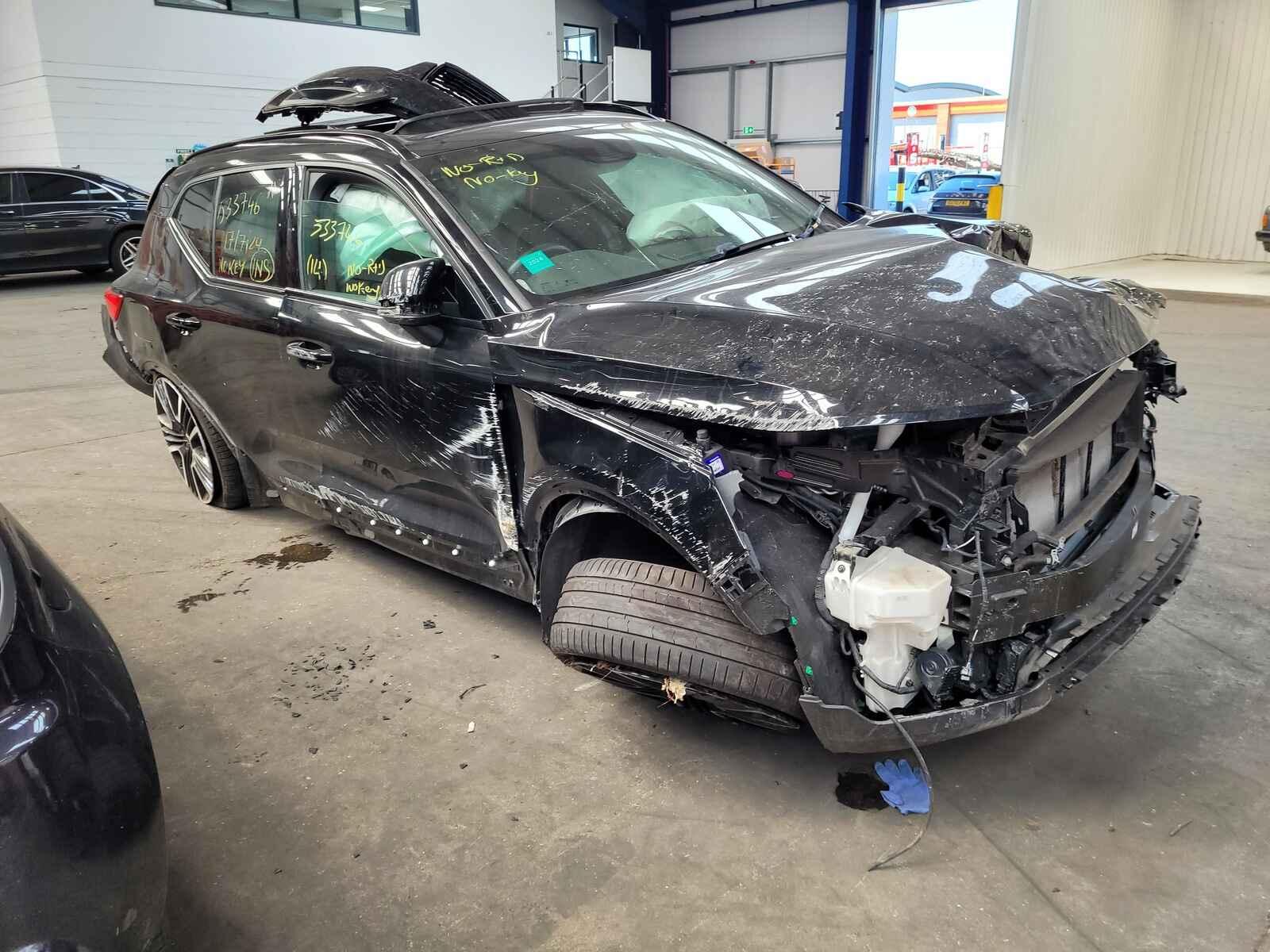 View Auto part Volvo Xc40 2021 5 Door Estate Breaking