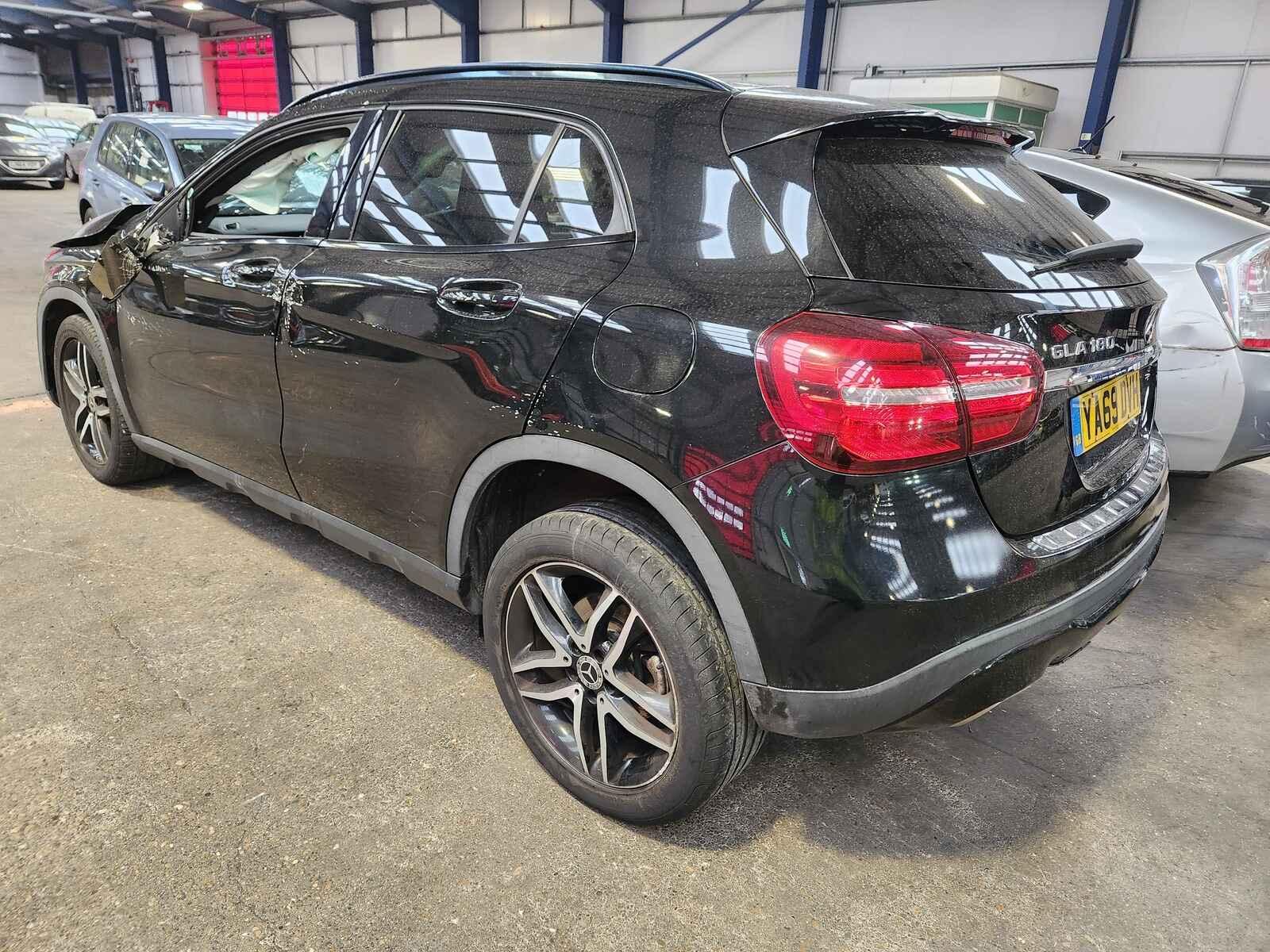 Mercedes Gla Class 2019 5 Door Estate Breaking View Auto part Mercedes Gla Class 2019 5 Door Estate Breaking