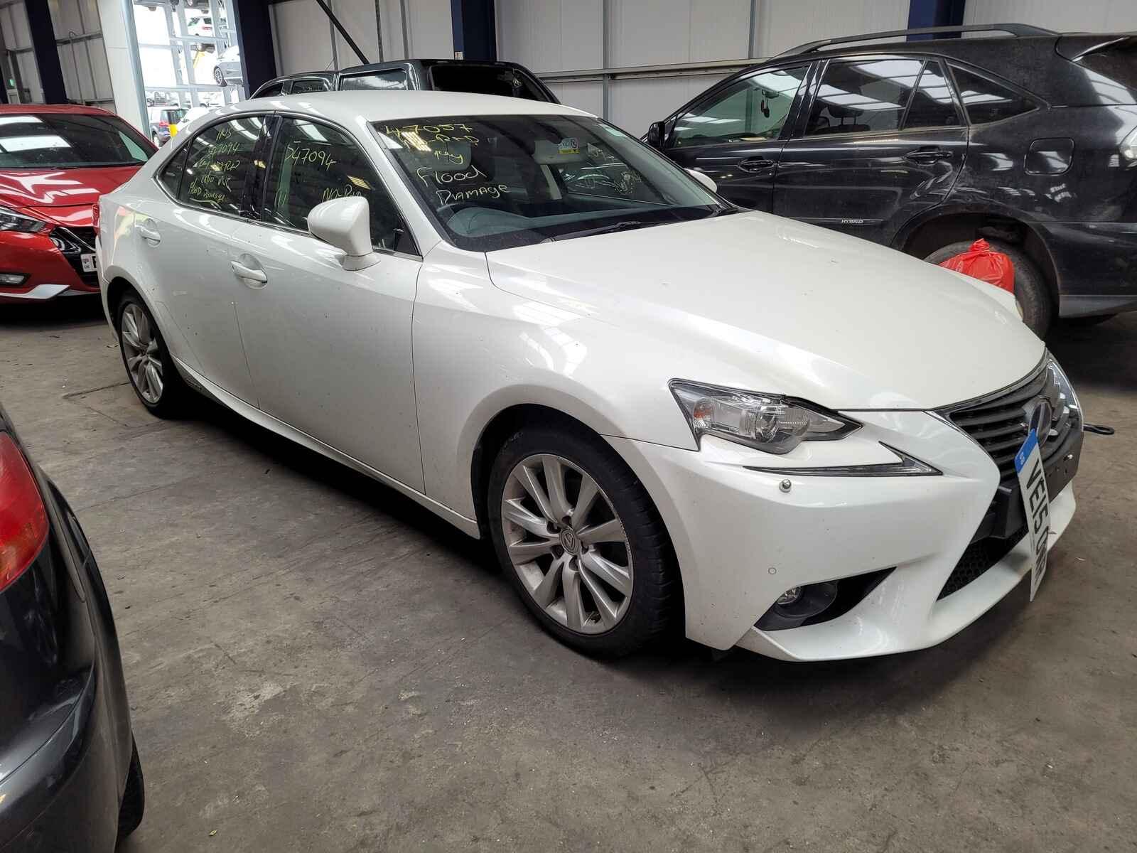 Image for a Lexus Is Series 2015 4 Door Saloon Breaking