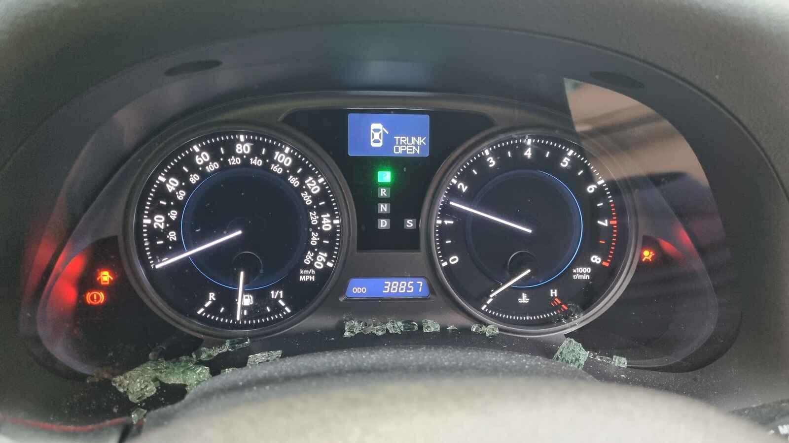 Lexus Is Series 2006 4 Door Saloon Breaking View Auto part Lexus Is Series 2006 4 Door Saloon Breaking