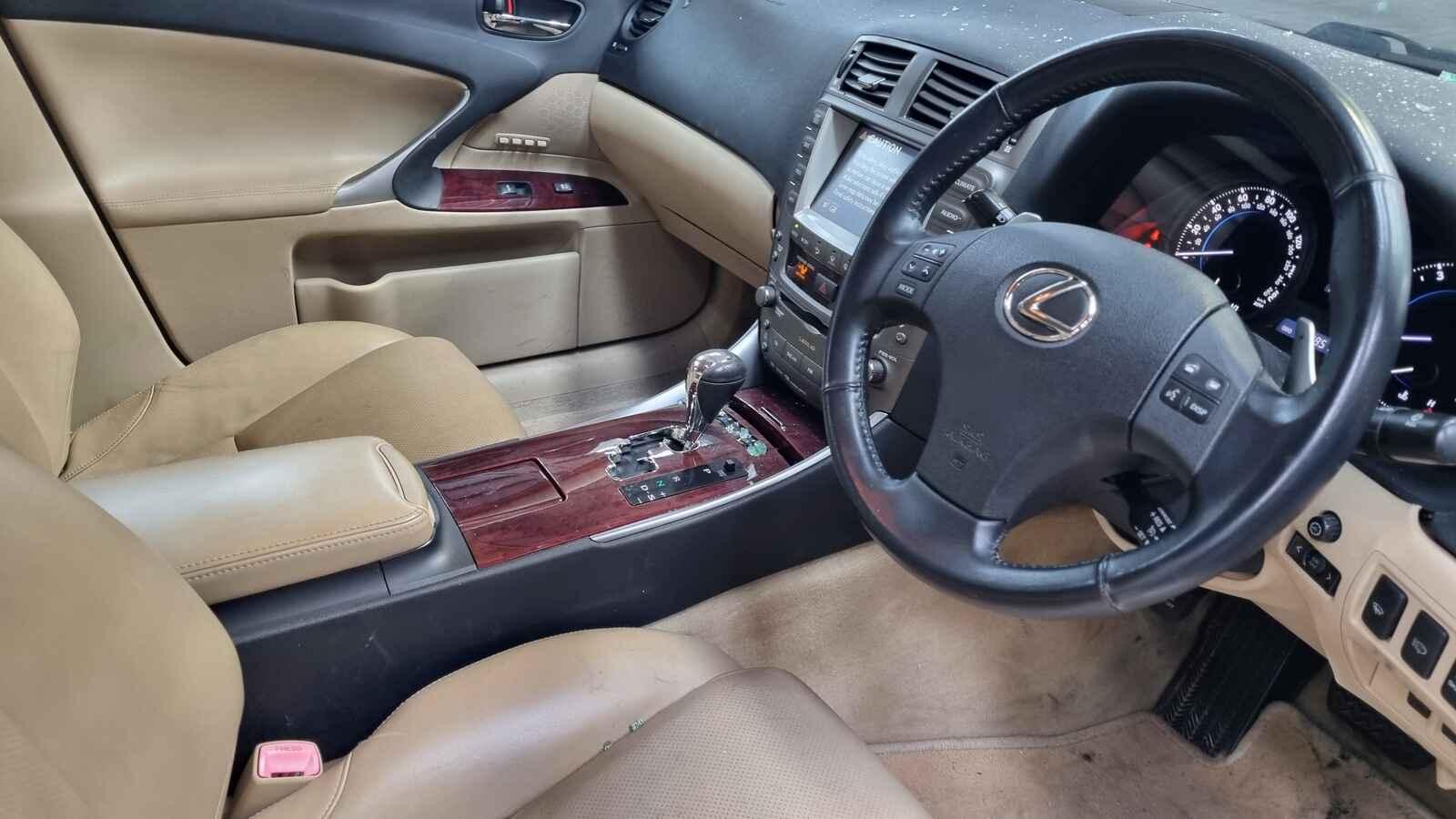 Lexus Is Series 2006 4 Door Saloon Breaking View Auto part Lexus Is Series 2006 4 Door Saloon Breaking