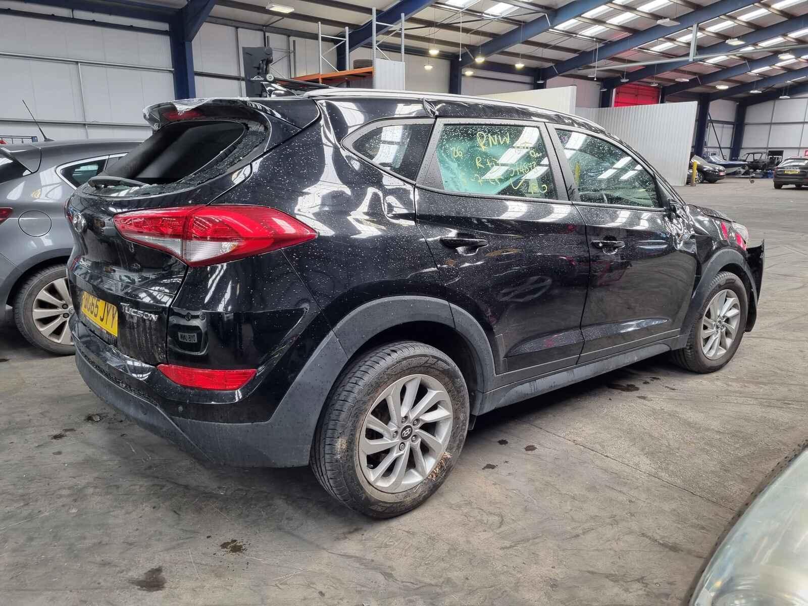 Hyundai Tucson 2015 5 Door Estate Breaking View Auto part Hyundai Tucson 2015 5 Door Estate Breaking