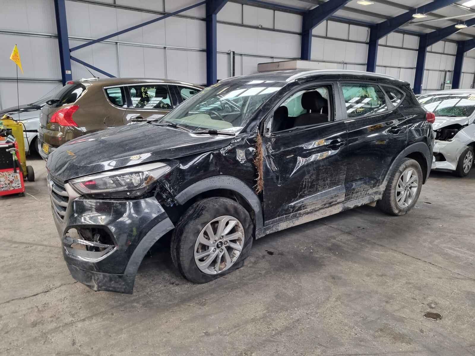 Hyundai Tucson 2015 5 Door Estate Breaking View Auto part Hyundai Tucson 2015 5 Door Estate Breaking