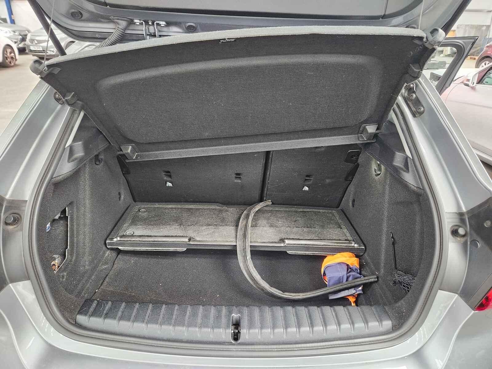 Bmw 1 Series 2023 5 Door Hatchback Breaking View Auto part Bmw 1 Series 2023 5 Door Hatchback Breaking