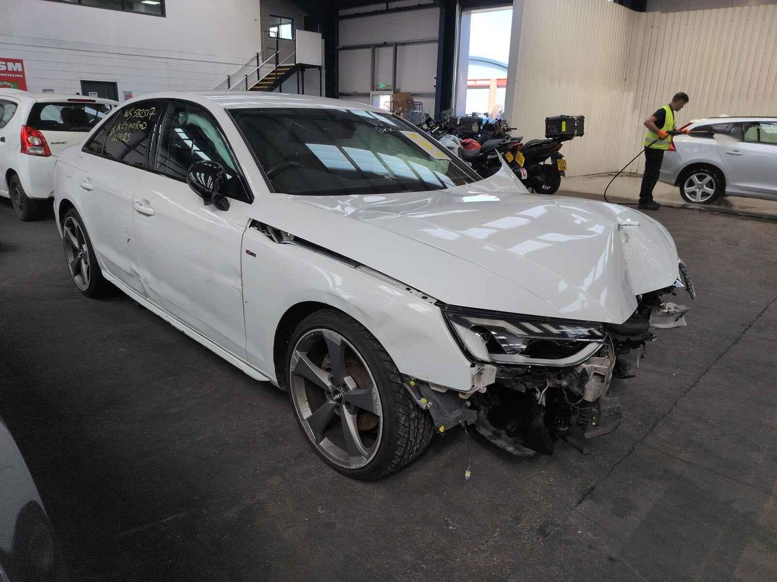 Image for a Audi A4 2020 4 Door Saloon Breaking
