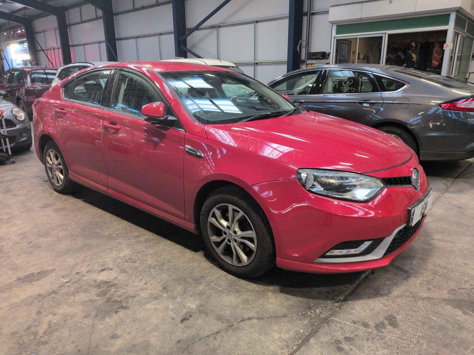 Image for a Mg Mg6 2015 5 Door Hatchback Breaking