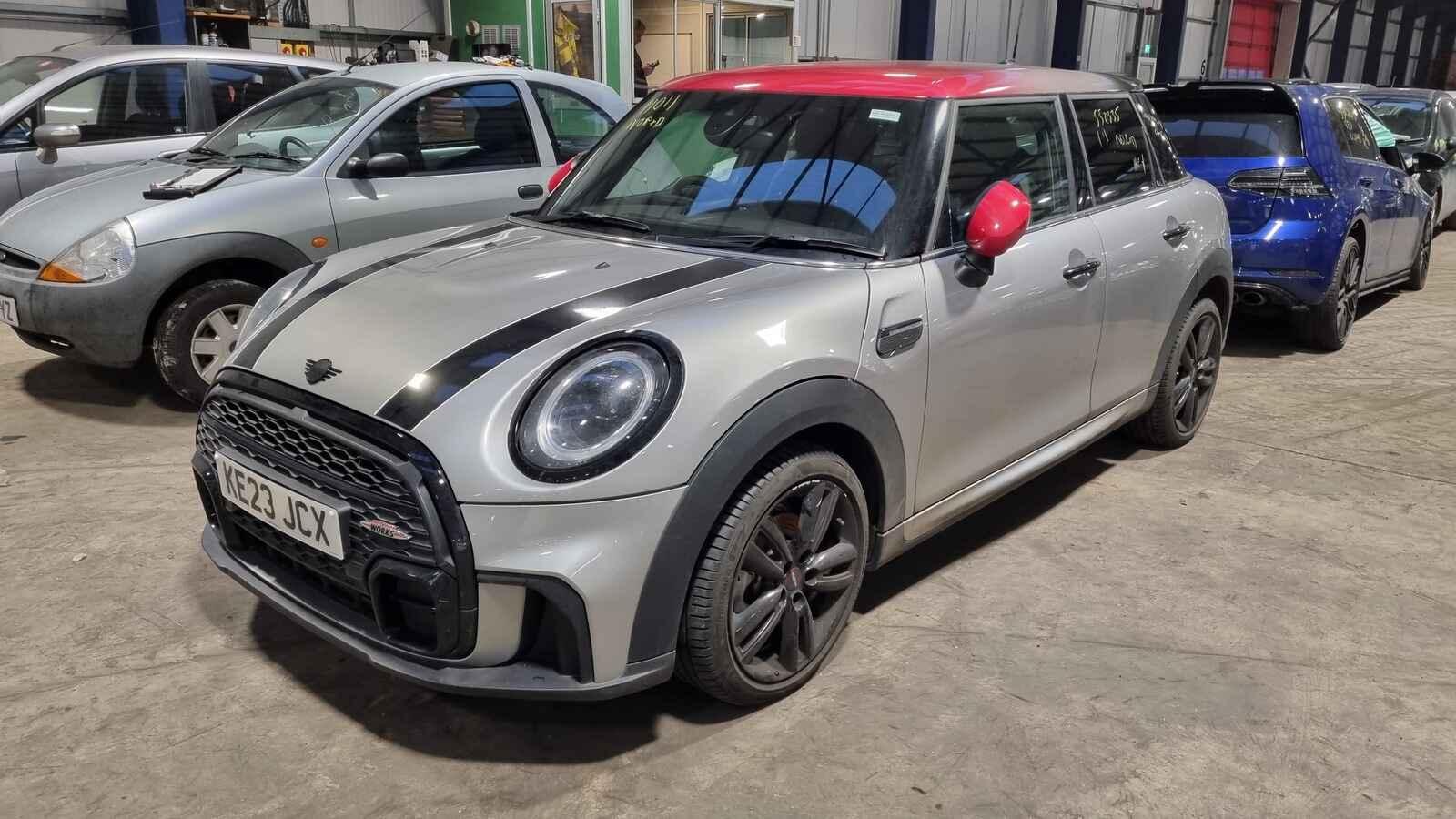 Mini (bmw) Mini 2023 5 Door Hatchback Breaking View Auto part Mini (bmw) Mini 2023 5 Door Hatchback Breaking