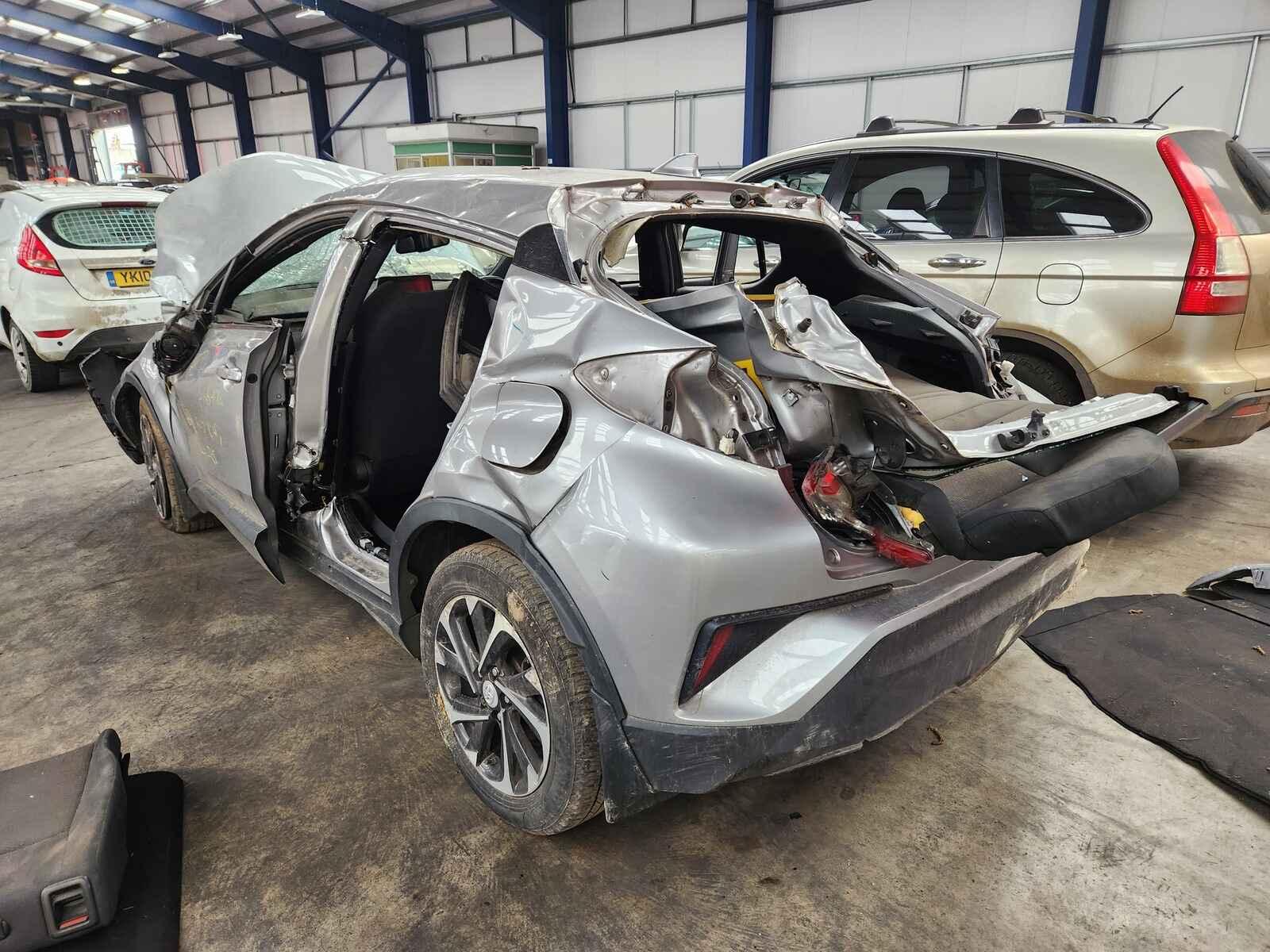 View Auto part Toyota C-hr 2017 5 Door Hatchback Breaking