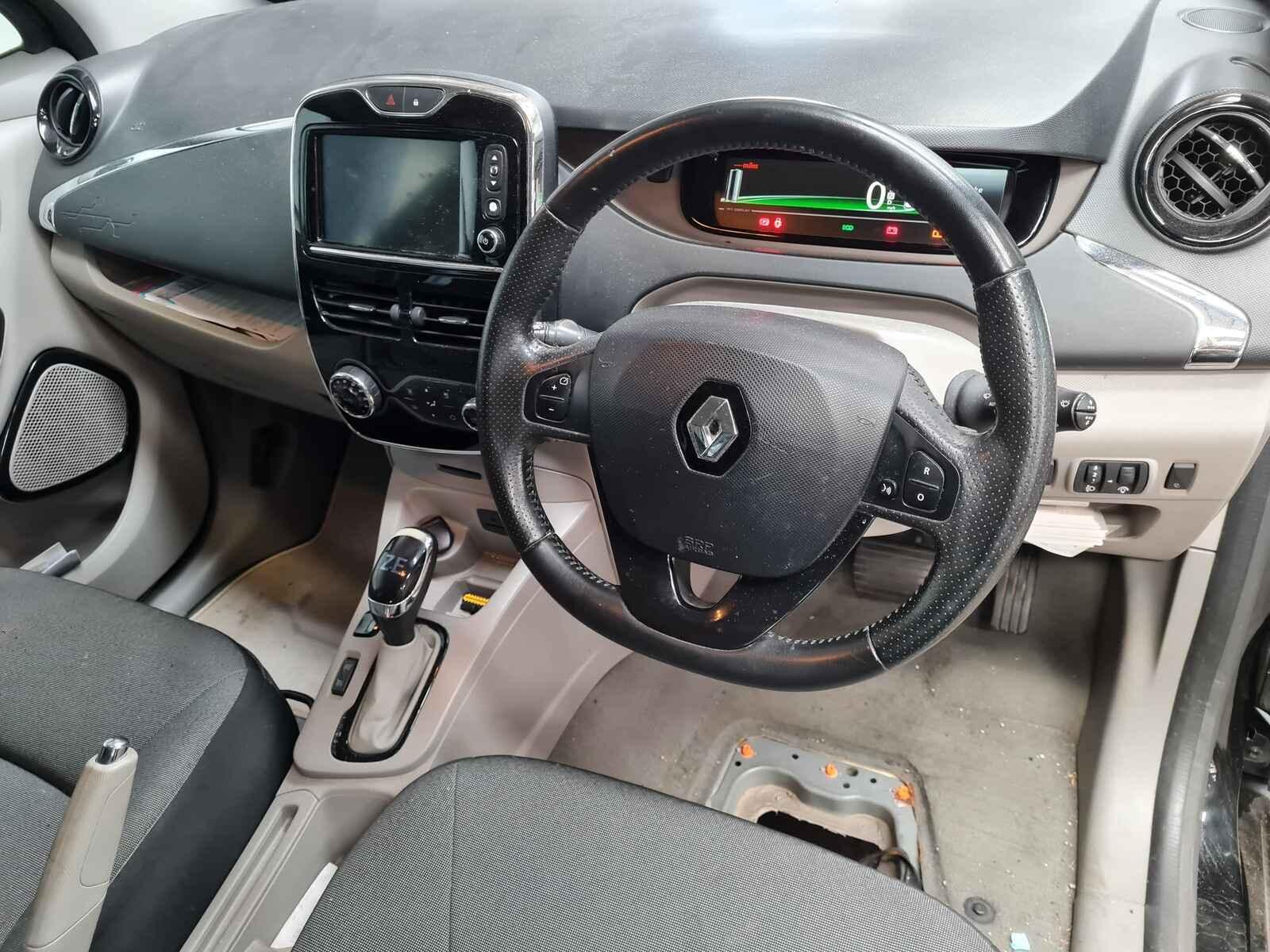 Renault Zoe 2014 5 Door Hatchback Breaking View Auto part Renault Zoe 2014 5 Door Hatchback Breaking