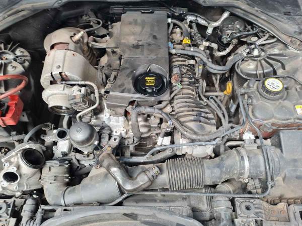 View Auto part Jaguar Xe 2016 4 Door Saloon Breaking