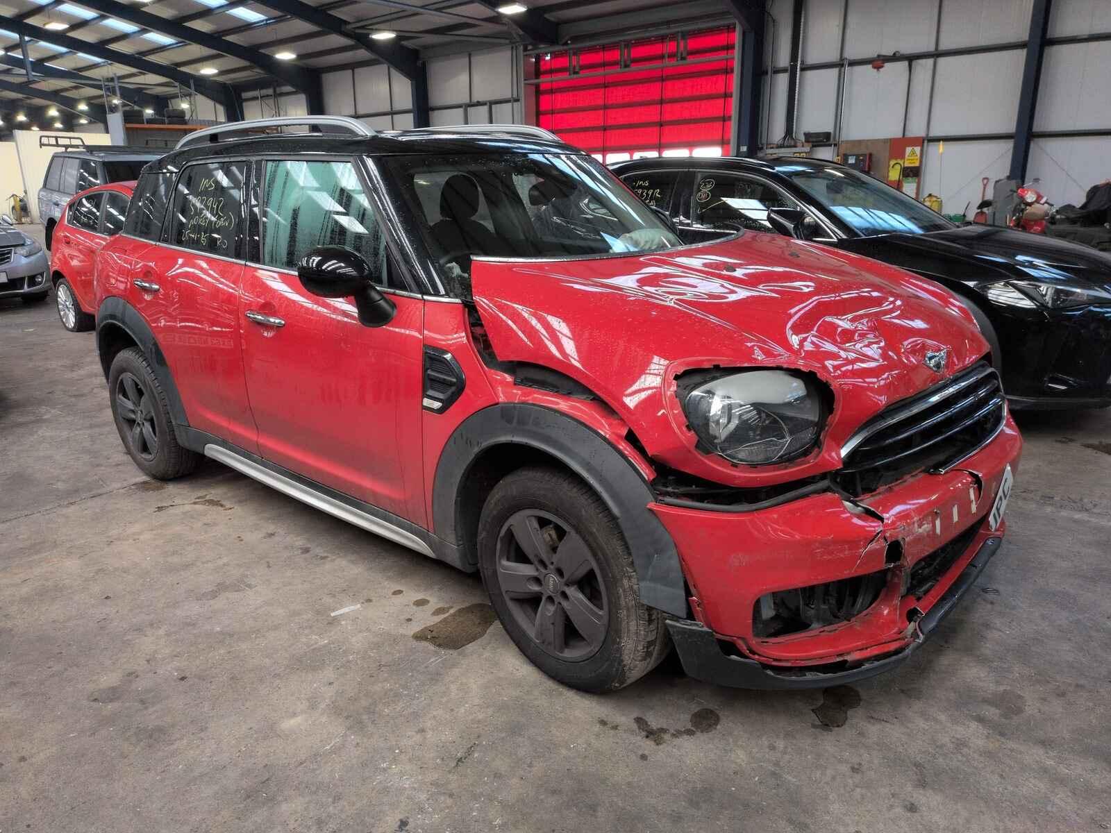 Image for a Mini (bmw) Countryman 2017 5 Door Hatchback Breaking